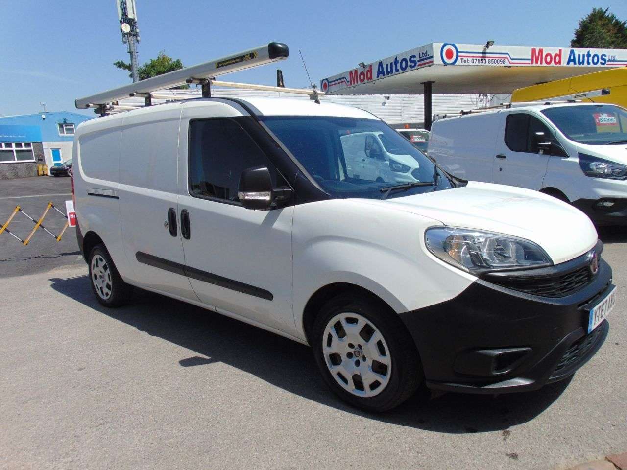A 2018 FIAT DOBLO 1.3 MultiJetII Maxi Panel Van 6dr Diesel Manual L2 H1 Euro 6 (95 bhp) A 2018 FIAT DOBLO 1.3 MultiJetII Maxi Panel Van 6dr Diesel Manual L2 H1 Euro 6 (95 bhp)