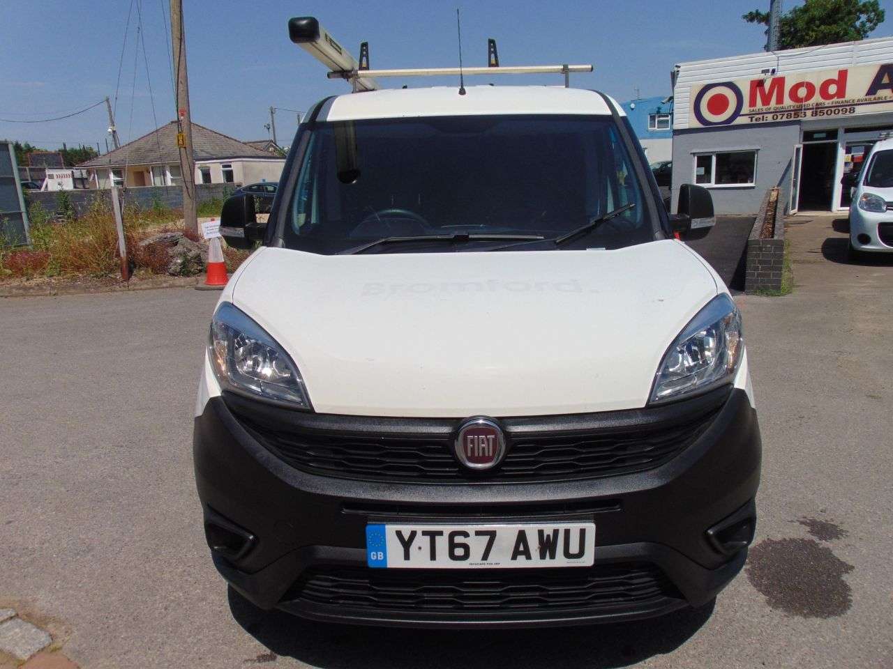A 2018 FIAT DOBLO 1.3 MultiJetII Maxi Panel Van 6dr Diesel Manual L2 H1 Euro 6 (95 bhp) A 2018 FIAT DOBLO 1.3 MultiJetII Maxi Panel Van 6dr Diesel Manual L2 H1 Euro 6 (95 bhp)