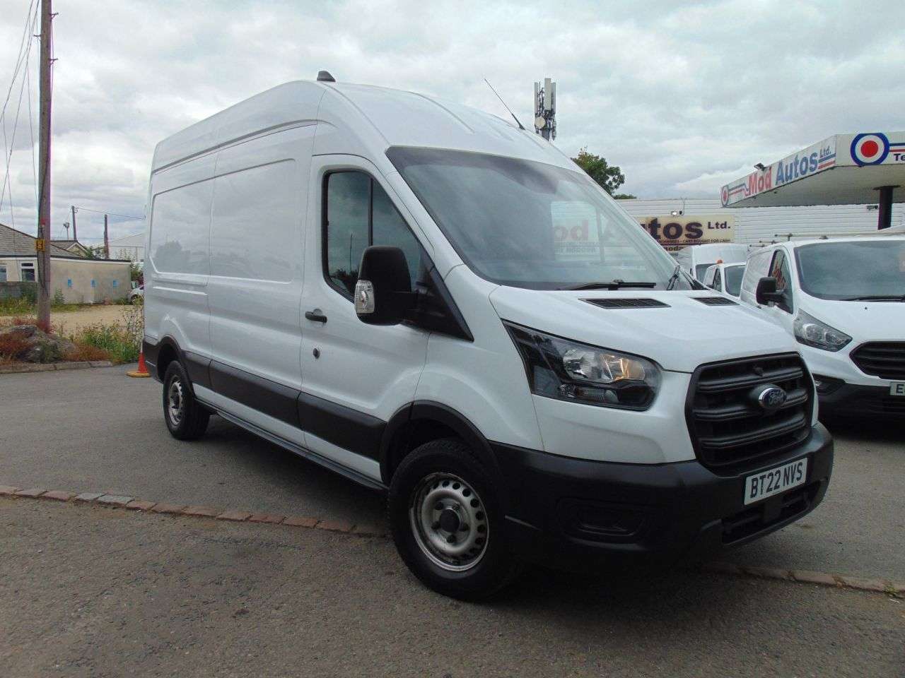 A 2022 FORD TRANSIT 2.0 350 EcoBlue Leader Panel Van 5dr Diesel Manual FWD L3 H3 Euro 6 (s/s) ( A 2022 FORD TRANSIT 2.0 350 EcoBlue Leader Panel Van 5dr Diesel Manual FWD L3 H3 Euro 6 (s/s) (