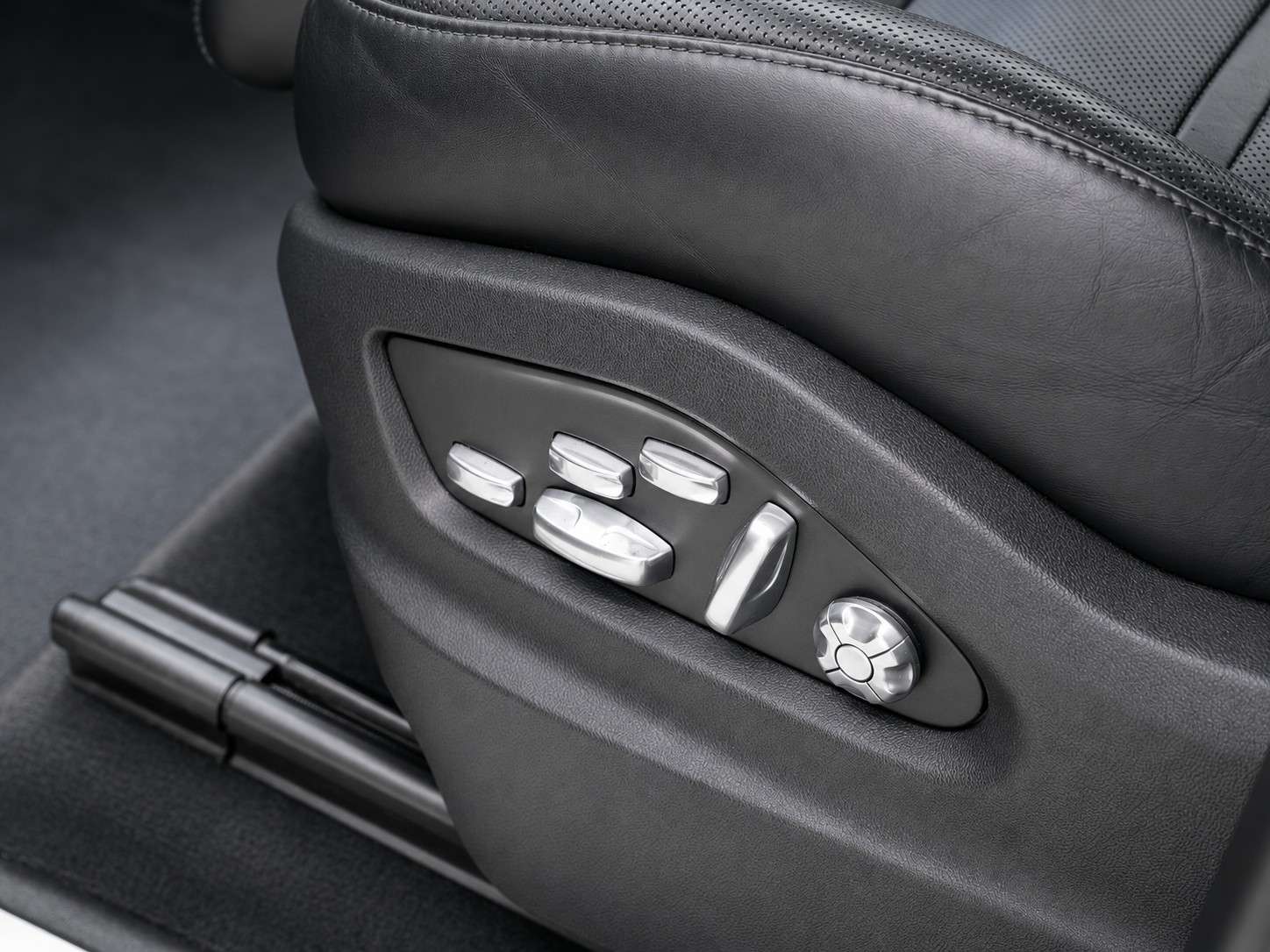 2019 PORSCHE CAYENNE 2019 PORSCHE CAYENNE