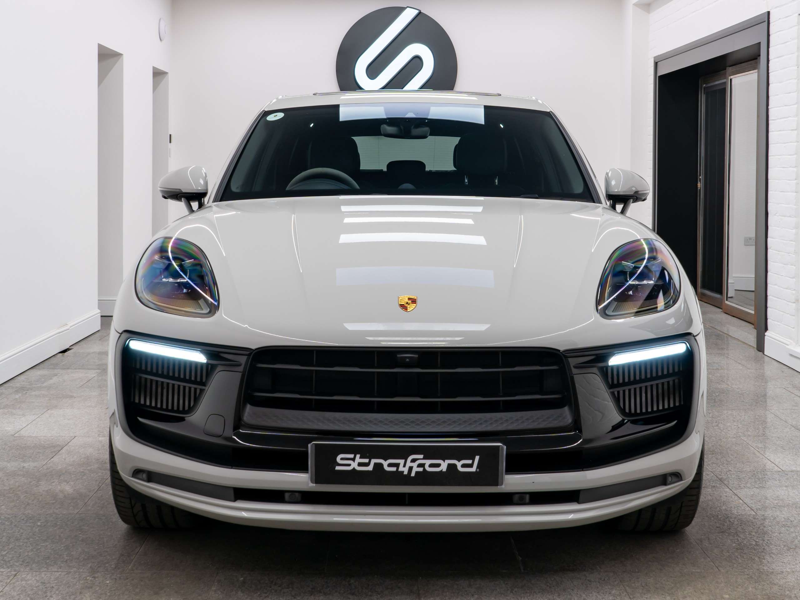 2024 PORSCHE MACAN 2024 PORSCHE MACAN
