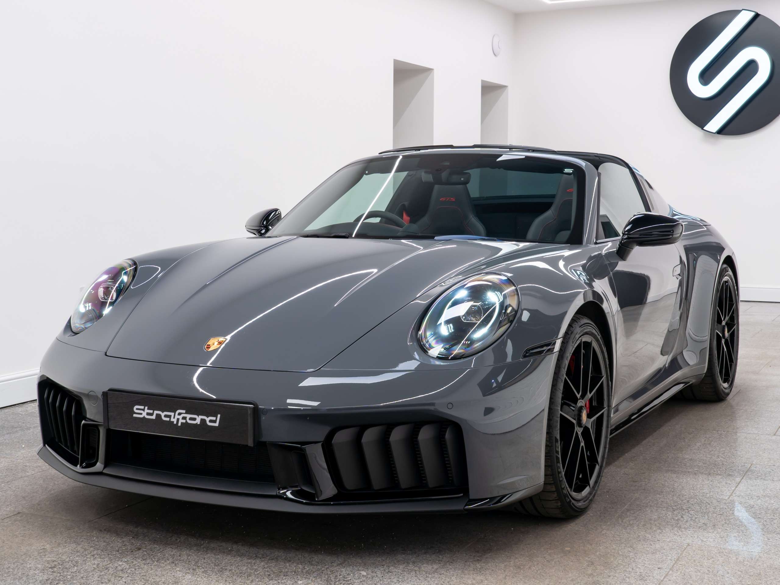 A 2026 PORSCHE 911 3.6 T-Hybrid 992 4 GTS Targa 2dr Petrol Hybrid PDK 4WD Euro 6 (s/s) (541 ps) A 2026 PORSCHE 911 3.6 T-Hybrid 992 4 GTS Targa 2dr Petrol Hybrid PDK 4WD Euro 6 (s/s) (541 ps)