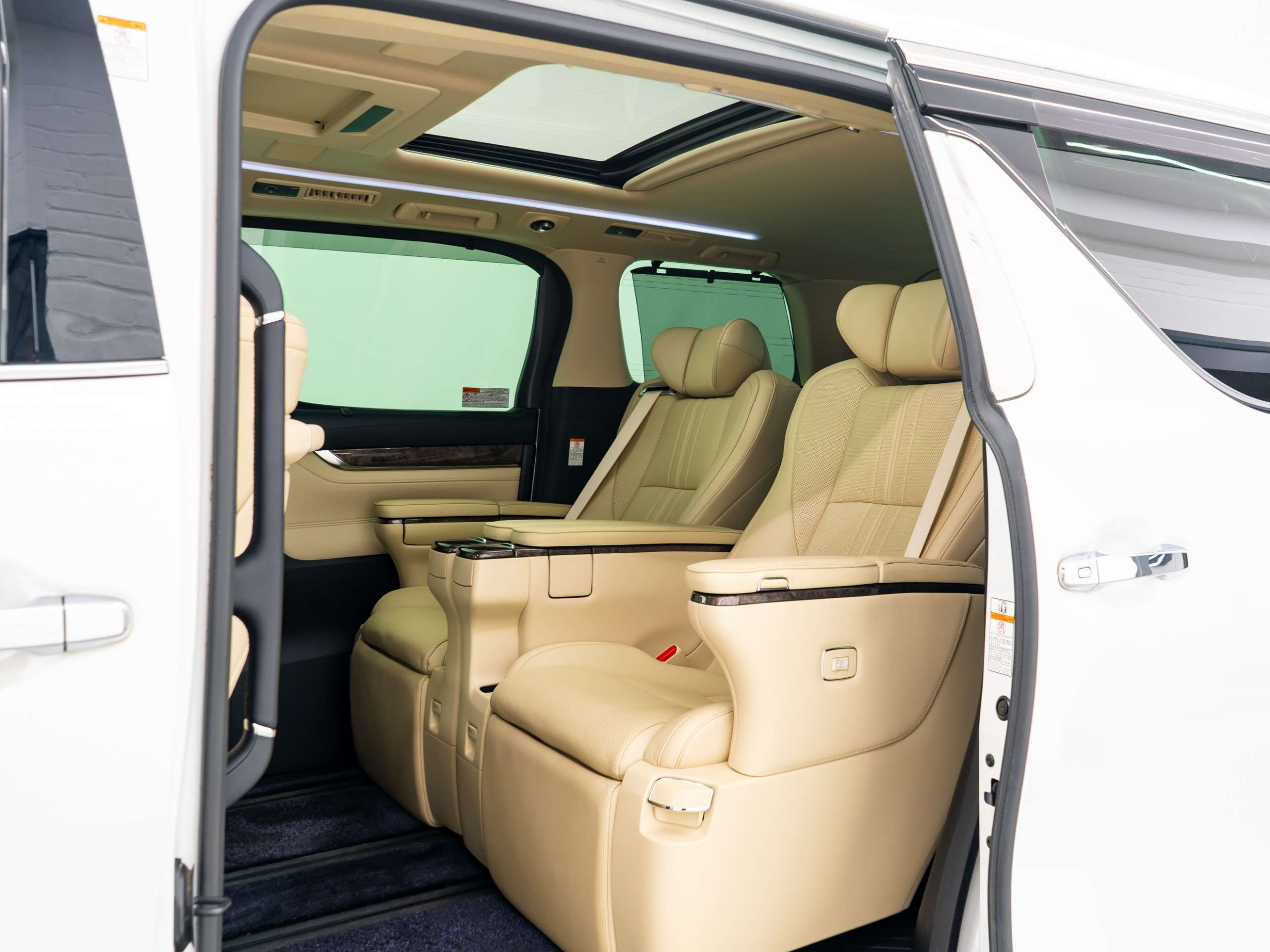 2022 TOYOTA ALPHARD 2022 TOYOTA ALPHARD