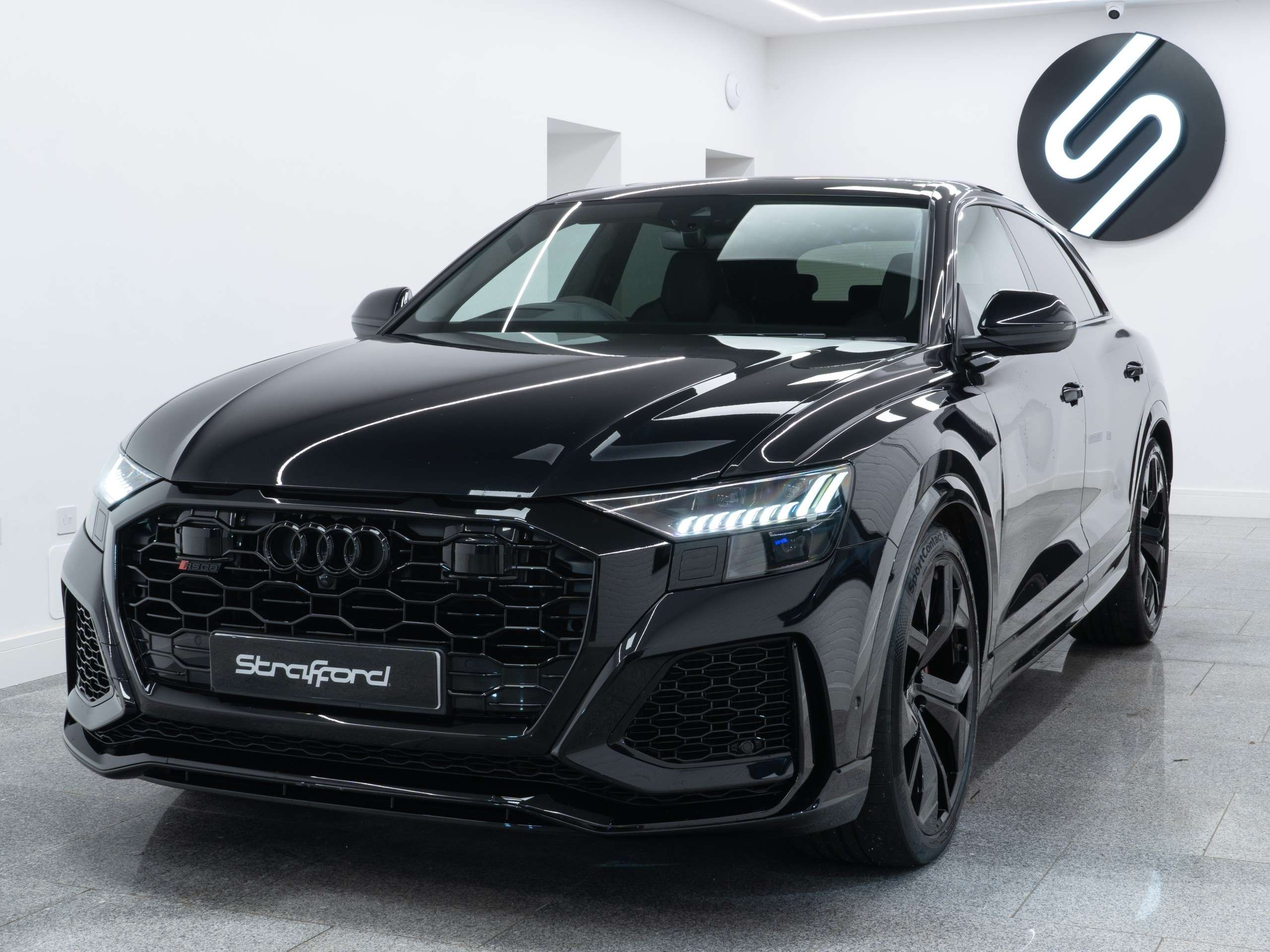 A 2021 AUDI RS Q8 4.0 TFSI V8 Vorsprung SUV 5dr Petrol Tiptronic quattro Euro 6 (s/s) (600 ps) A 2021 AUDI RS Q8 4.0 TFSI V8 Vorsprung SUV 5dr Petrol Tiptronic quattro Euro 6 (s/s) (600 ps)