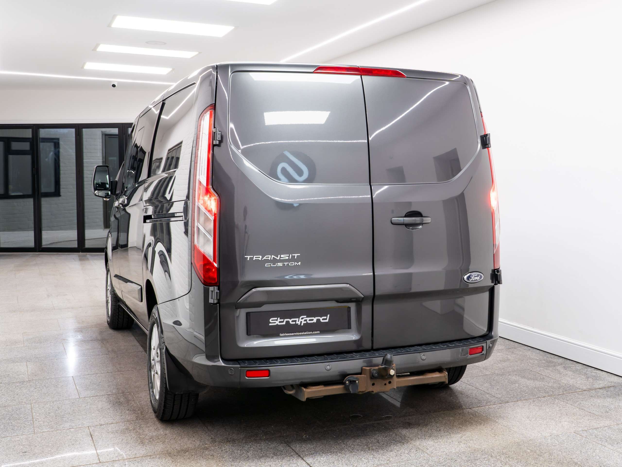 A 2021 FORD TRANSIT CUSTOM 2.0 300 EcoBlue Limited Crew Van Double Cab 5dr Diesel Manual L1 H1 Euro 6 (s/s) (6 Seat) (130 ps) A 2021 FORD TRANSIT CUSTOM 2.0 300 EcoBlue Limited Crew Van Double Cab 5dr Diesel Manual L1 H1 Euro 6 (s/s) (6 Seat) (130 ps)