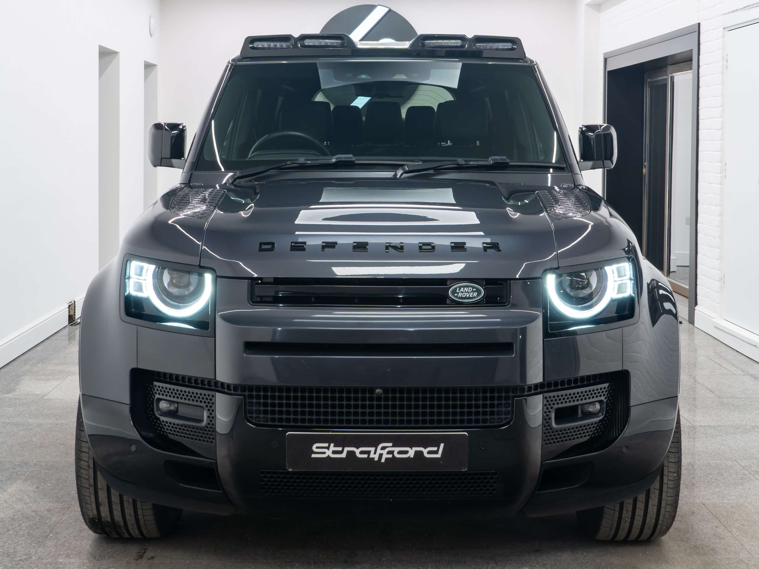 2024 LAND ROVER DEFENDER 110 2024 LAND ROVER DEFENDER 110