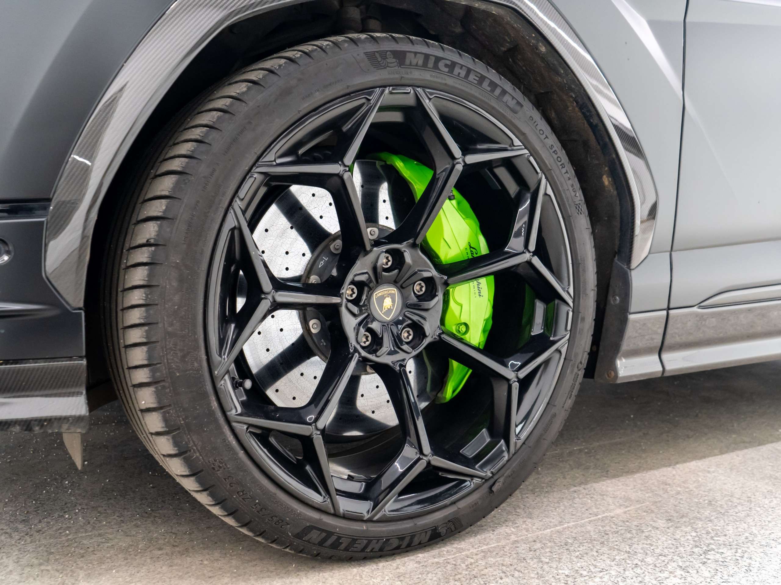 2023 LAMBORGHINI URUS 2023 LAMBORGHINI URUS