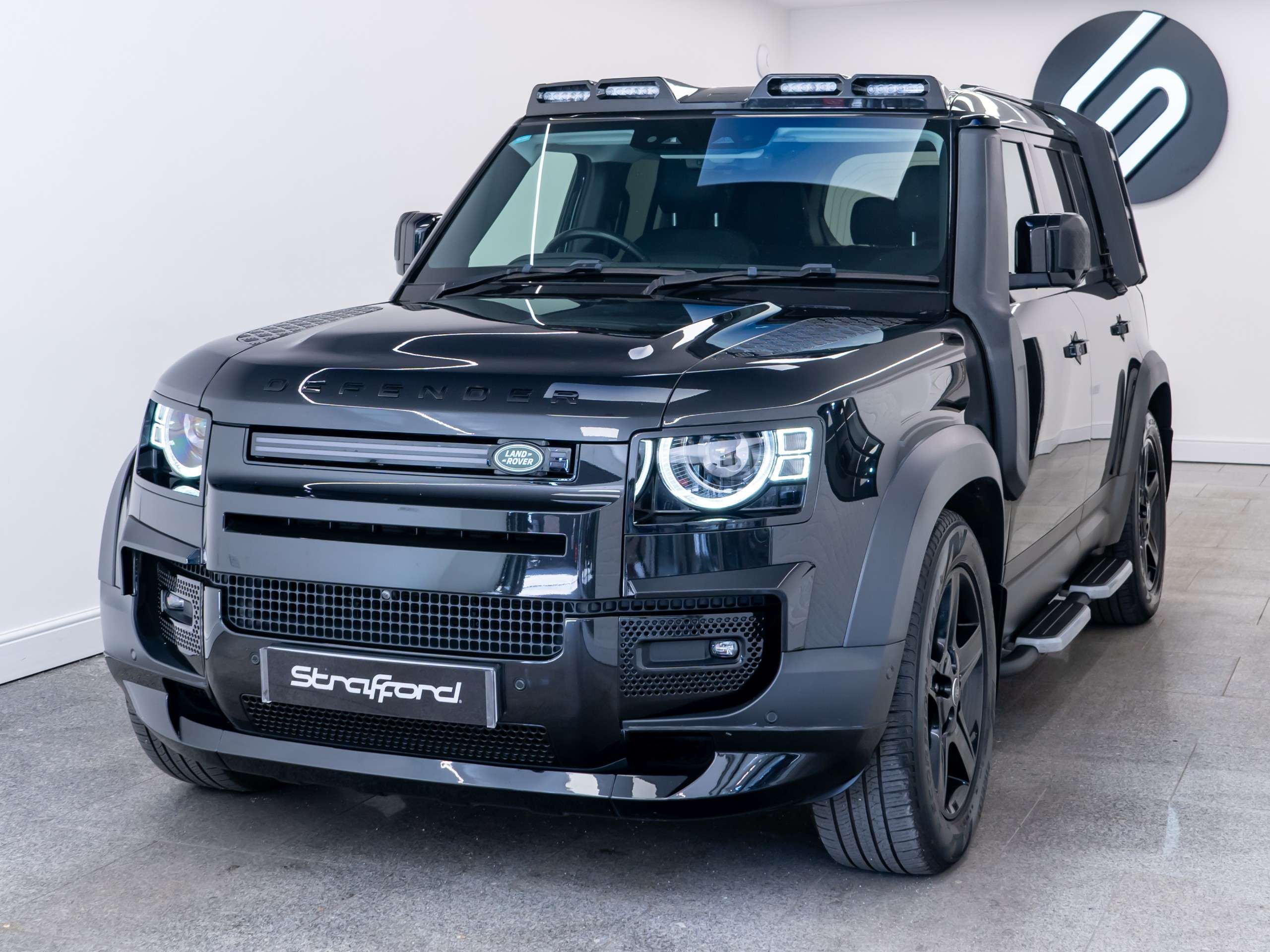 2020 LAND ROVER DEFENDER 110 2020 LAND ROVER DEFENDER 110