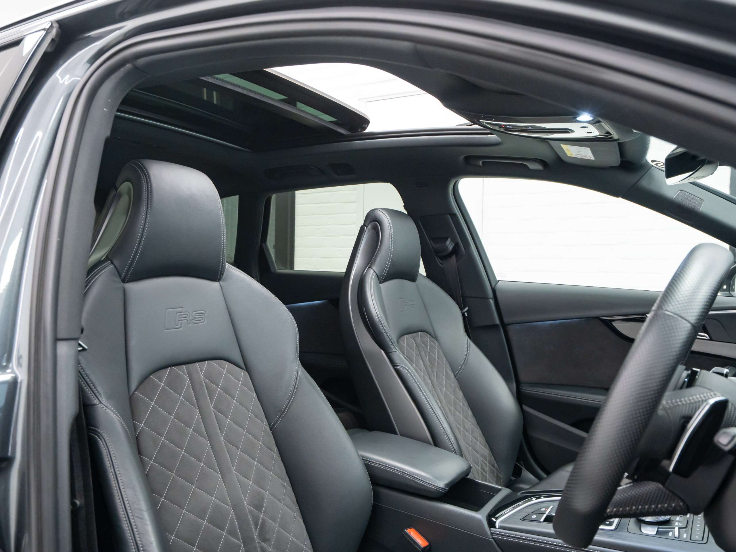 2019 AUDI RS4 AVANT 2019 AUDI RS4 AVANT
