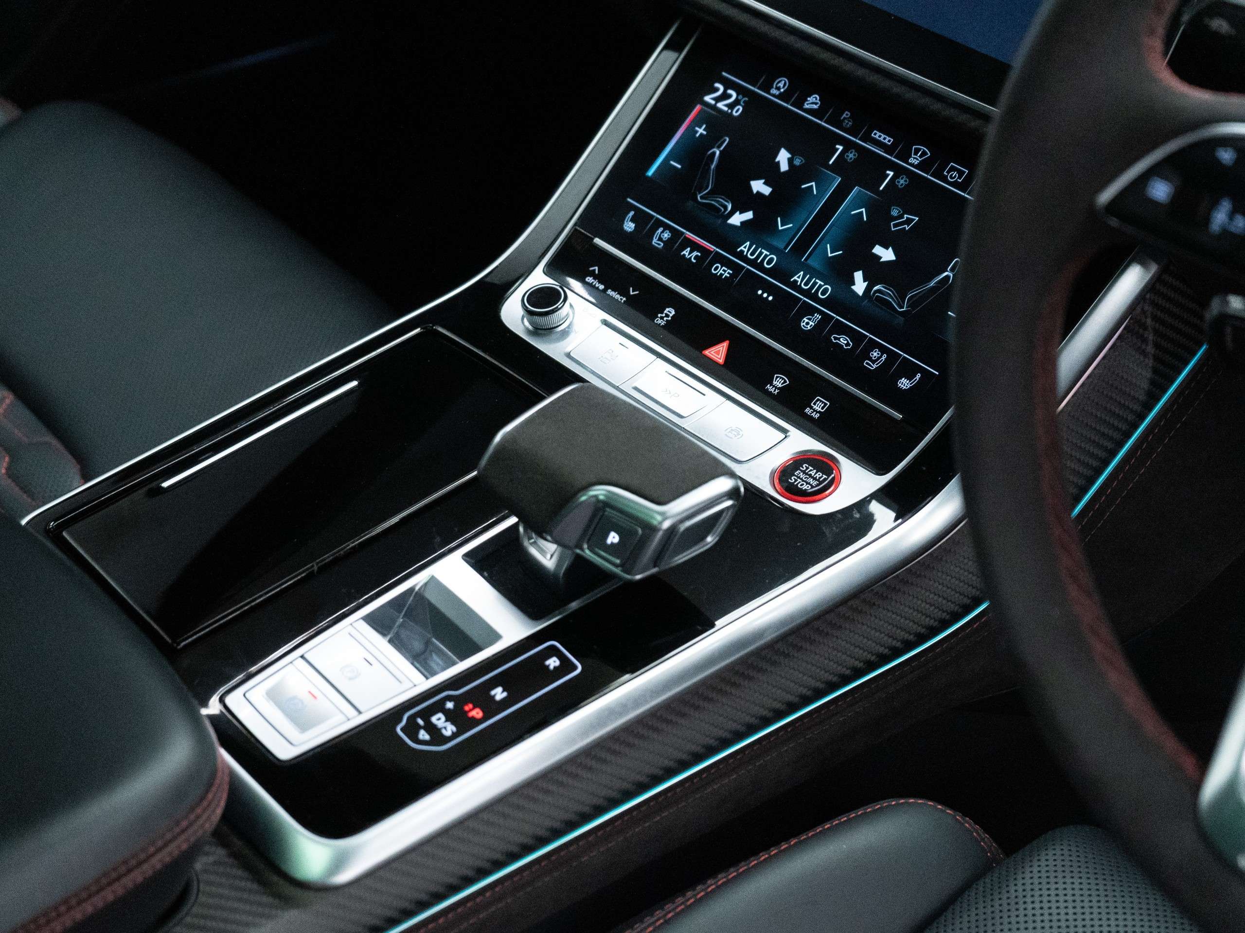 2021 AUDI RS Q8 2021 AUDI RS Q8