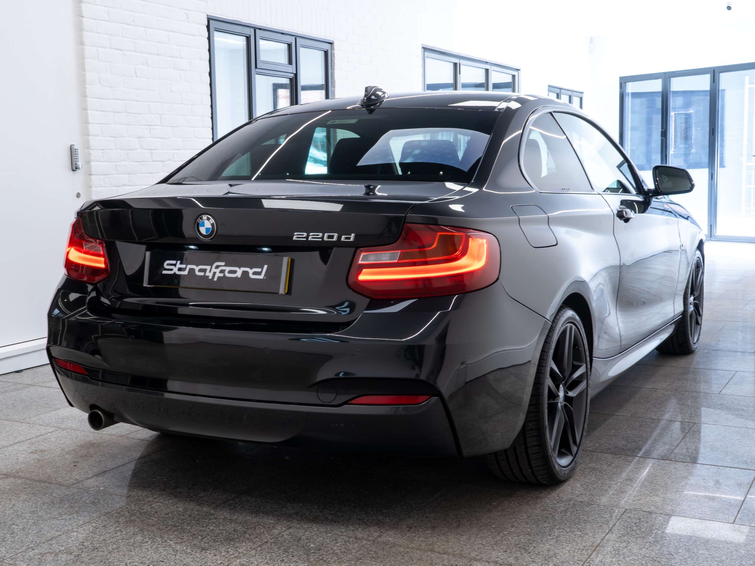 A 2014 BMW 2 SERIES 2.0 220d M Sport Coupe 2dr Diesel Manual Euro 6 (s/s) (184 ps) A 2014 BMW 2 SERIES 2.0 220d M Sport Coupe 2dr Diesel Manual Euro 6 (s/s) (184 ps)