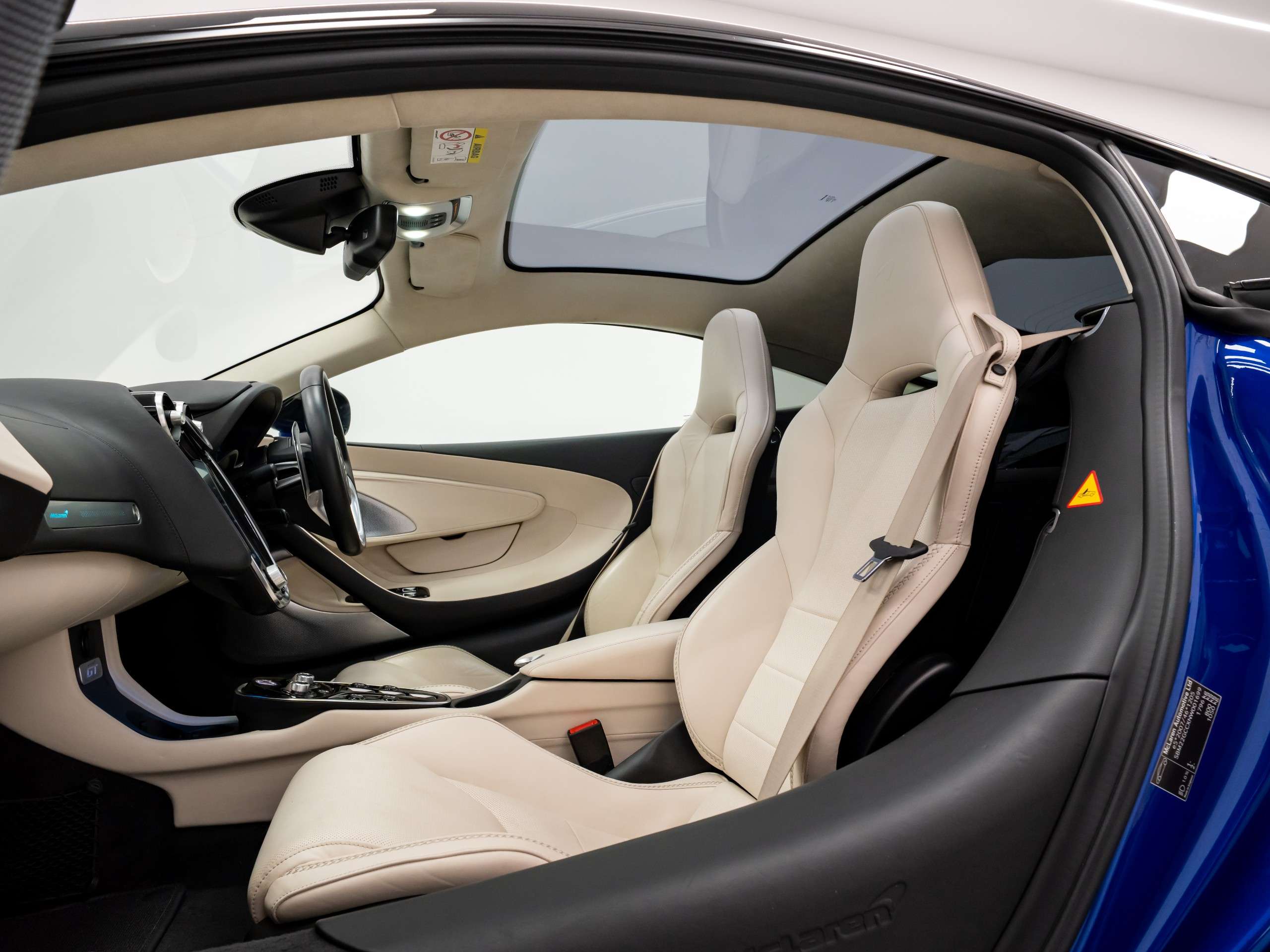 2021 MCLAREN GT 2021 MCLAREN GT