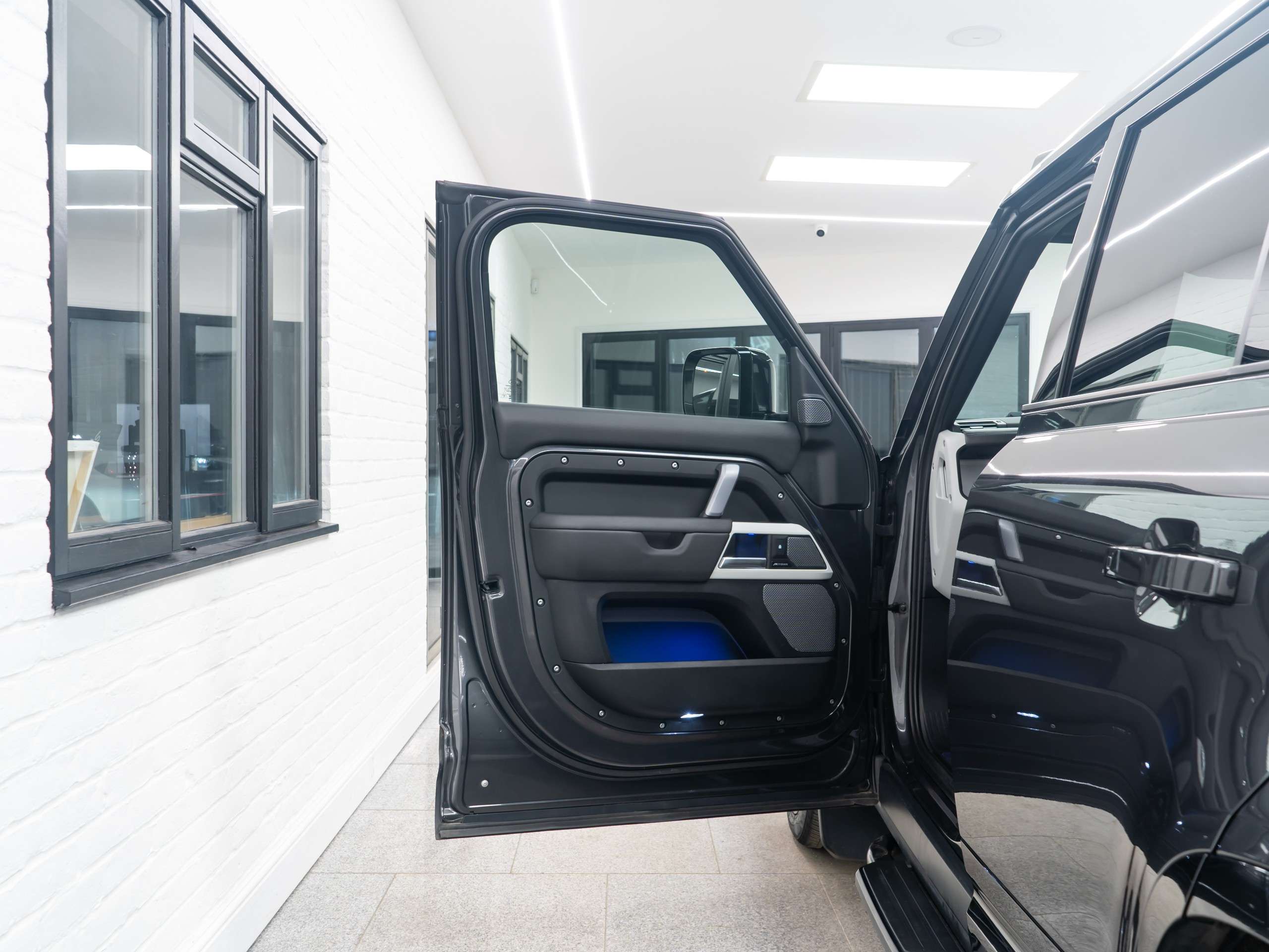 2024 LAND ROVER DEFENDER 110 2024 LAND ROVER DEFENDER 110