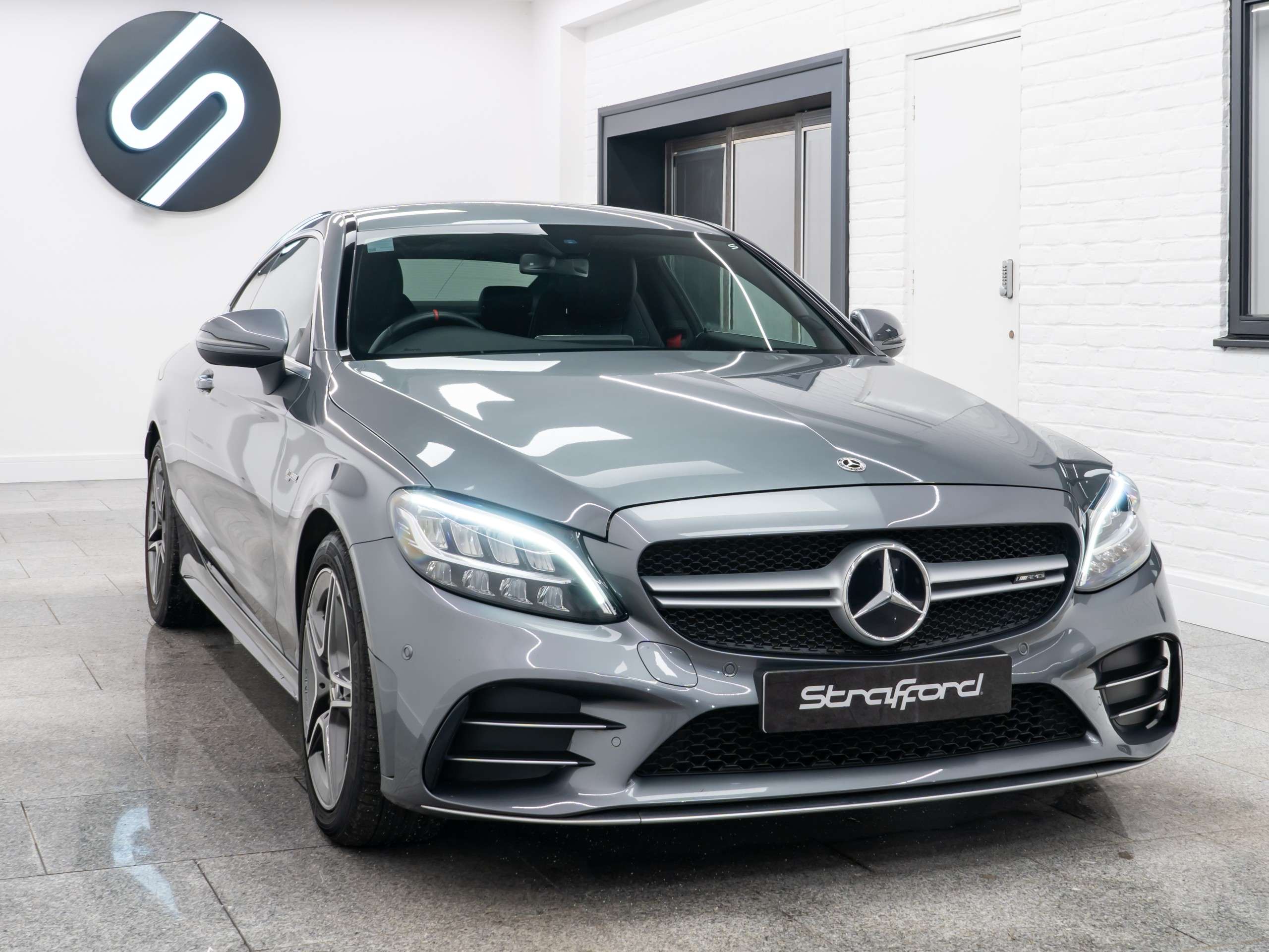 A 2020 MERCEDES-BENZ C CLASS 3.0 C43 V6 AMG Coupe 2dr Petrol G-Tronic+ 4MATIC Euro 6 (s/s) (390 ps) A 2020 MERCEDES-BENZ C CLASS 3.0 C43 V6 AMG Coupe 2dr Petrol G-Tronic+ 4MATIC Euro 6 (s/s) (390 ps)