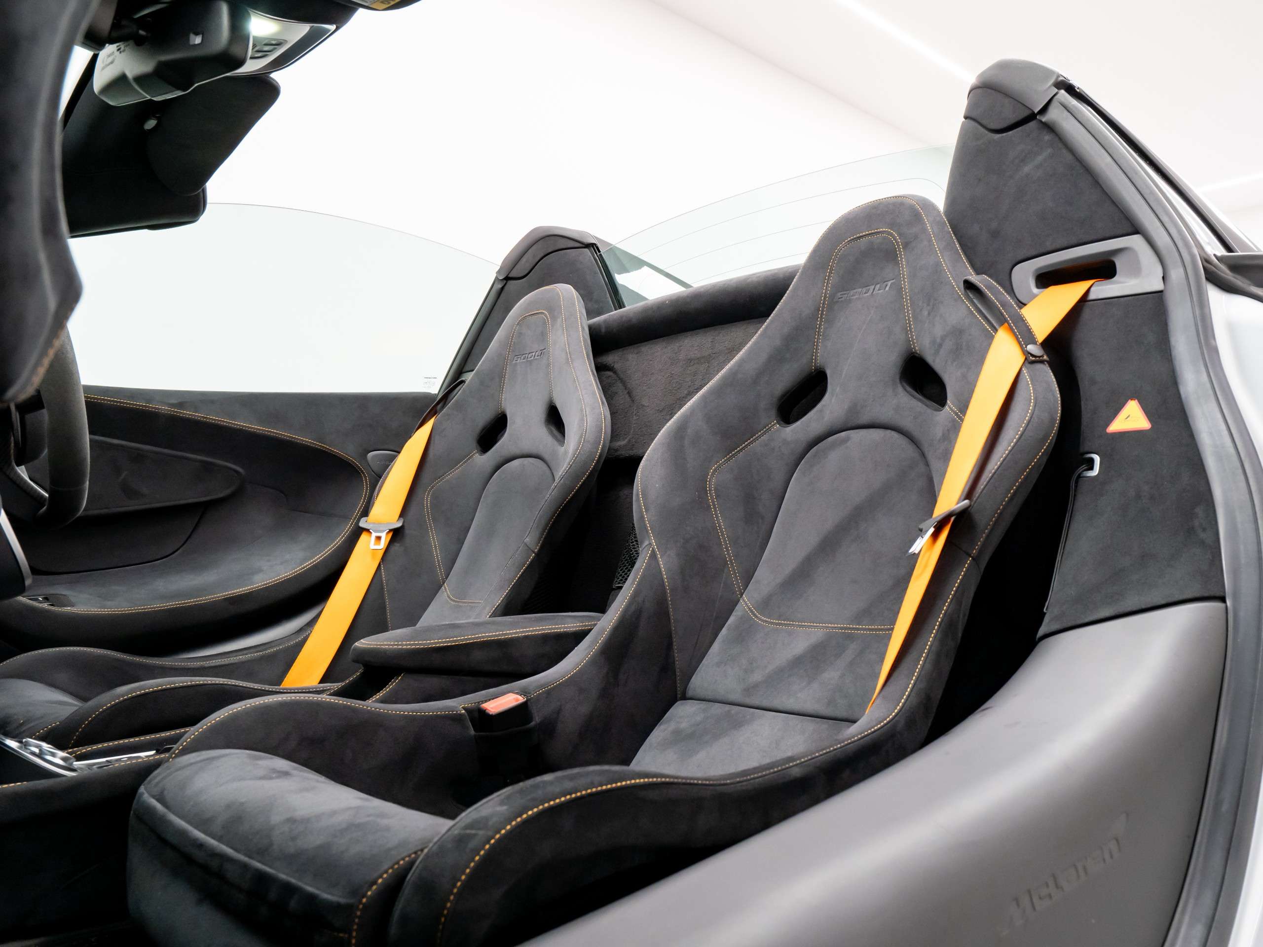 2019 MCLAREN 600LT 2019 MCLAREN 600LT