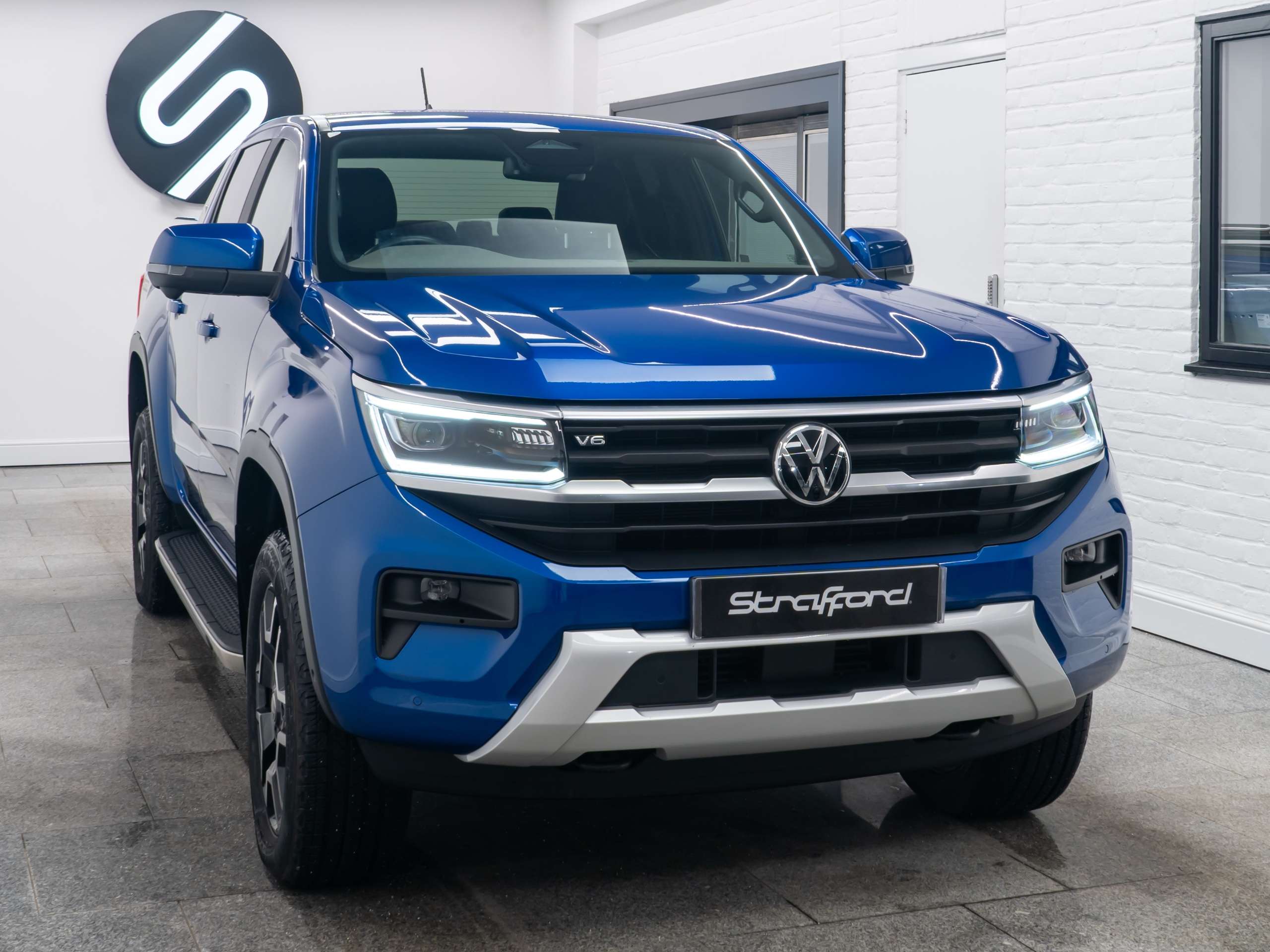 A 2024 VOLKSWAGEN AMAROK 3.0 TDI V6 Style Pickup Double Cab 4dr Diesel Auto 4Motion Euro 6 (s/s) (240 ps) A 2024 VOLKSWAGEN AMAROK 3.0 TDI V6 Style Pickup Double Cab 4dr Diesel Auto 4Motion Euro 6 (s/s) (240 ps)