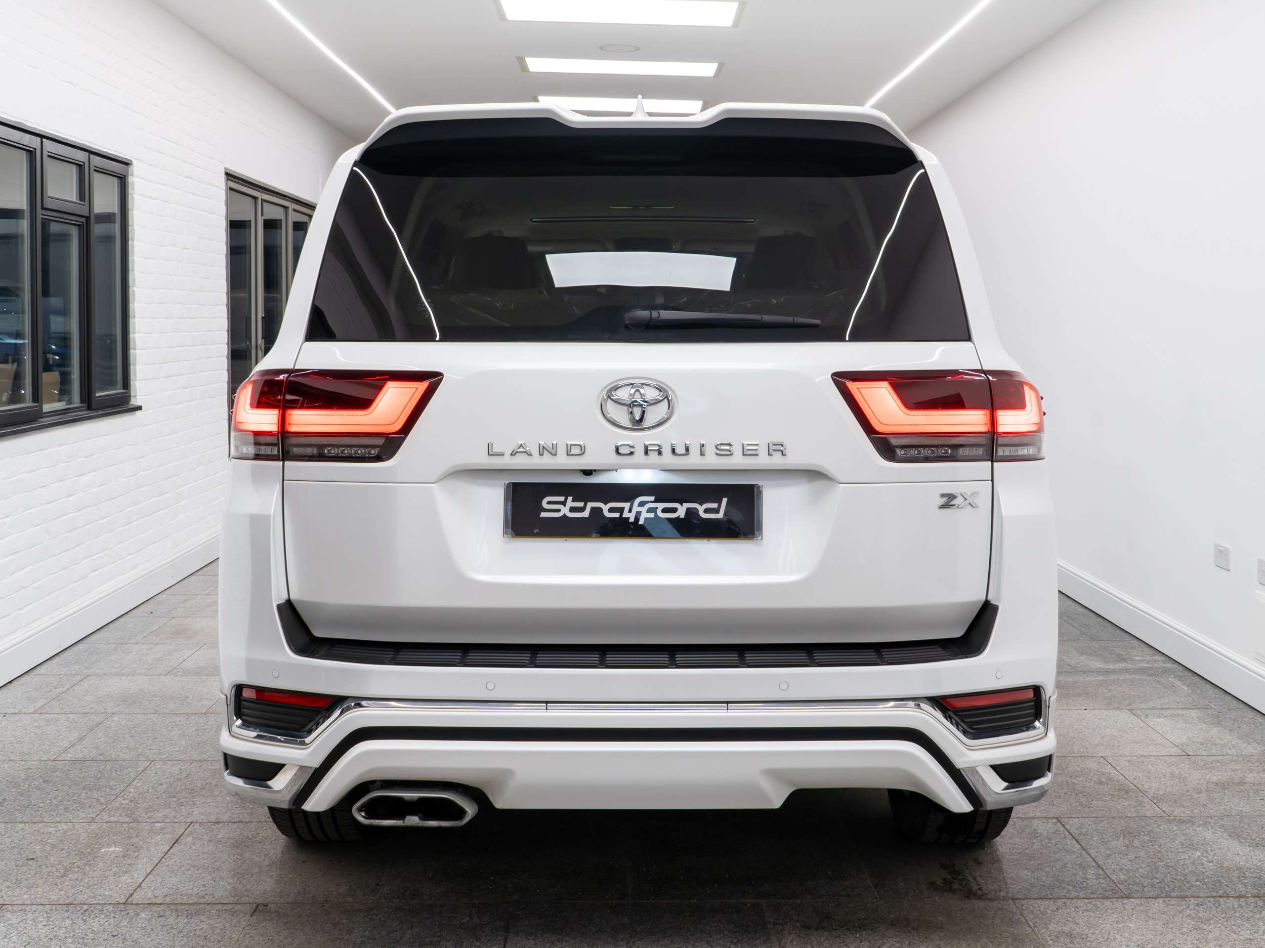2024 TOYOTA LAND CRUISER 2024 TOYOTA LAND CRUISER