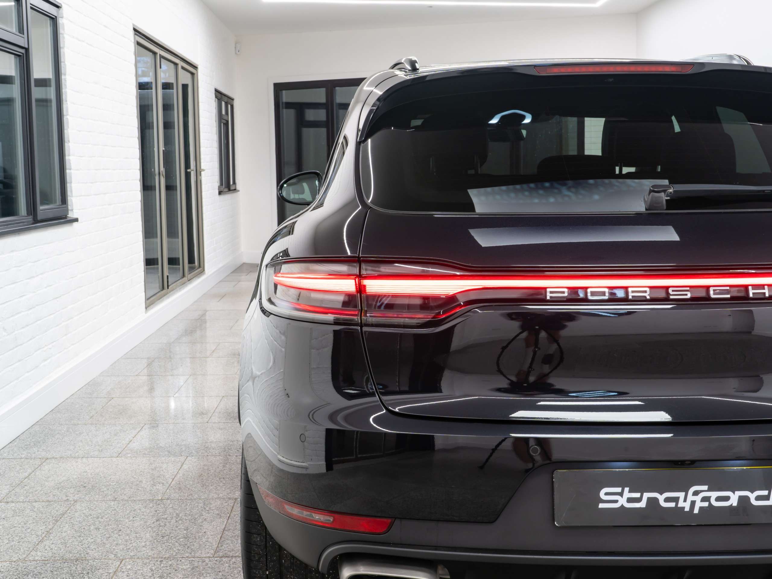 2018 PORSCHE MACAN 2018 PORSCHE MACAN