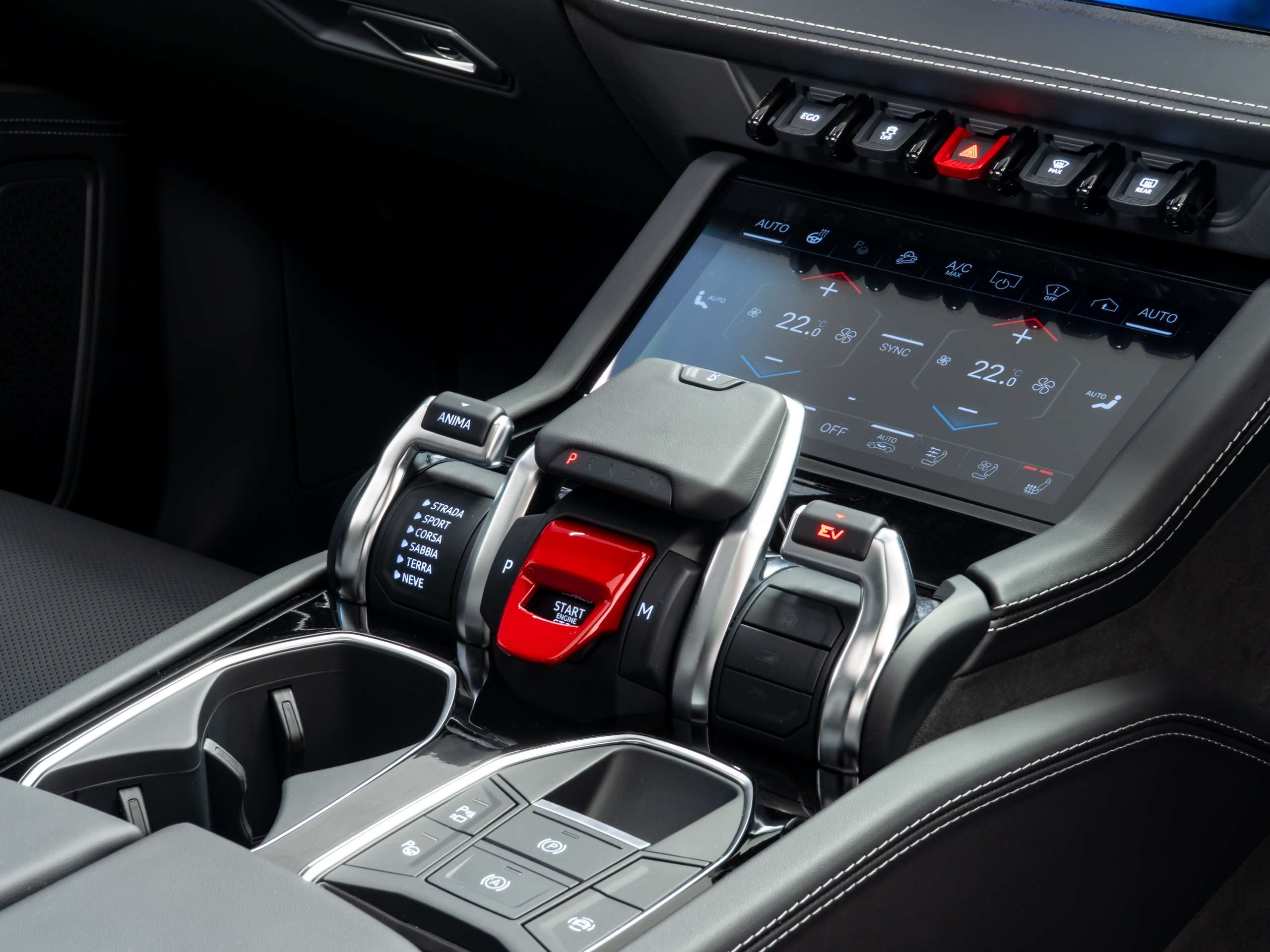 2026 LAMBORGHINI URUS 2026 LAMBORGHINI URUS