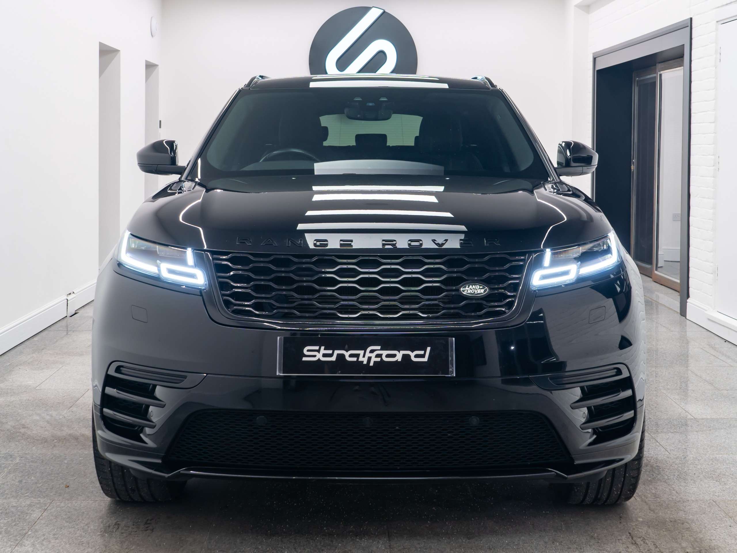 2020 LAND ROVER RANGE ROVER VELAR 2020 LAND ROVER RANGE ROVER VELAR