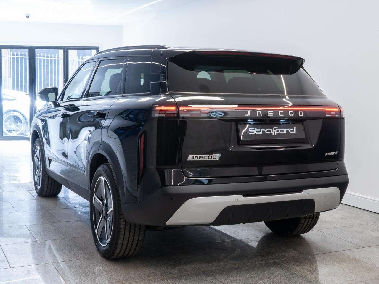 A 2026 JAECOO 7 1.5T SHS-P 18.3kWh Luxury SUV 5dr Petrol Plug-in Hybrid Auto Euro 6 (s/s) (204 ps) A 2026 JAECOO 7 1.5T SHS-P 18.3kWh Luxury SUV 5dr Petrol Plug-in Hybrid Auto Euro 6 (s/s) (204 ps)