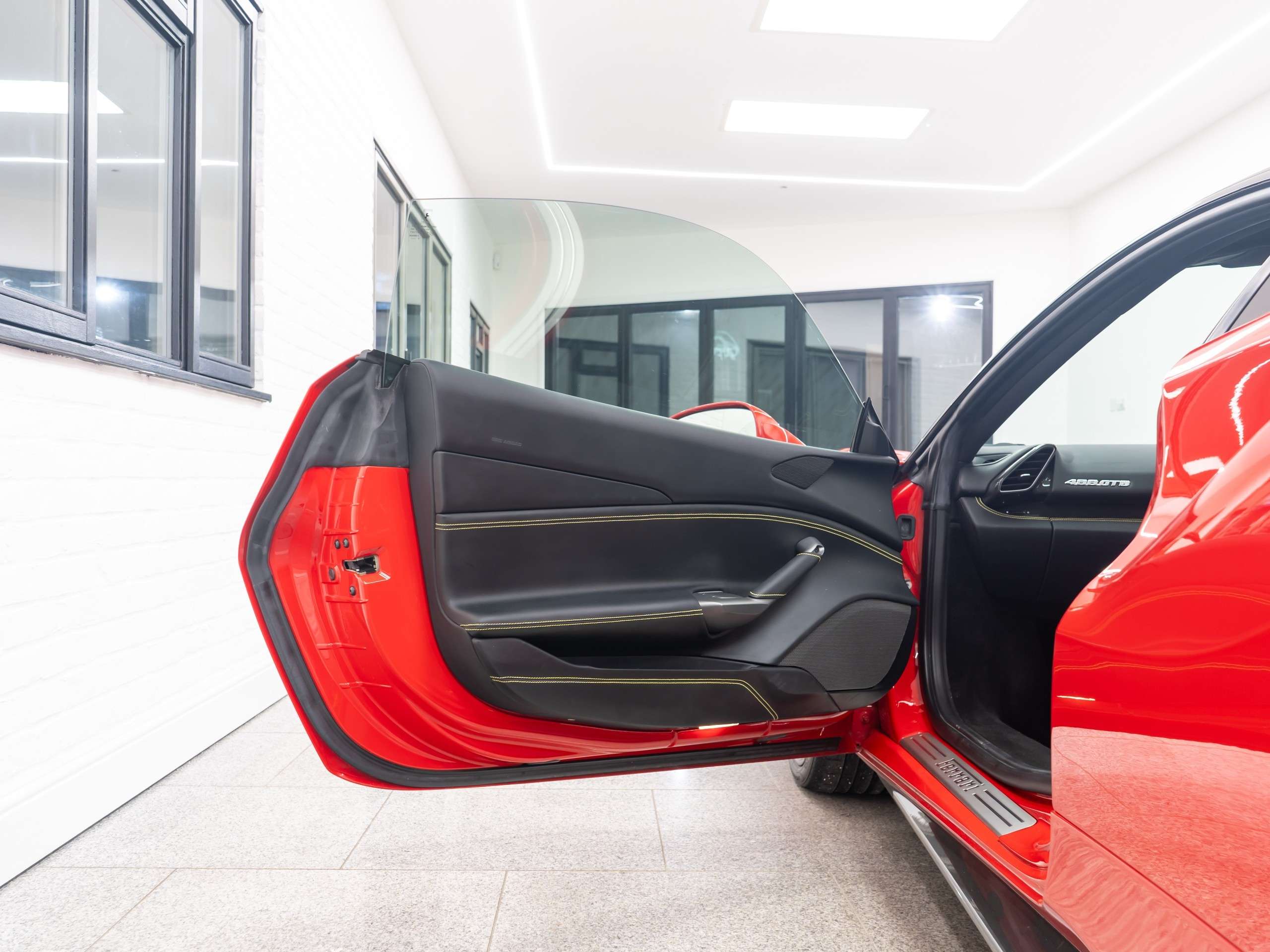 2016 FERRARI 488 2016 FERRARI 488