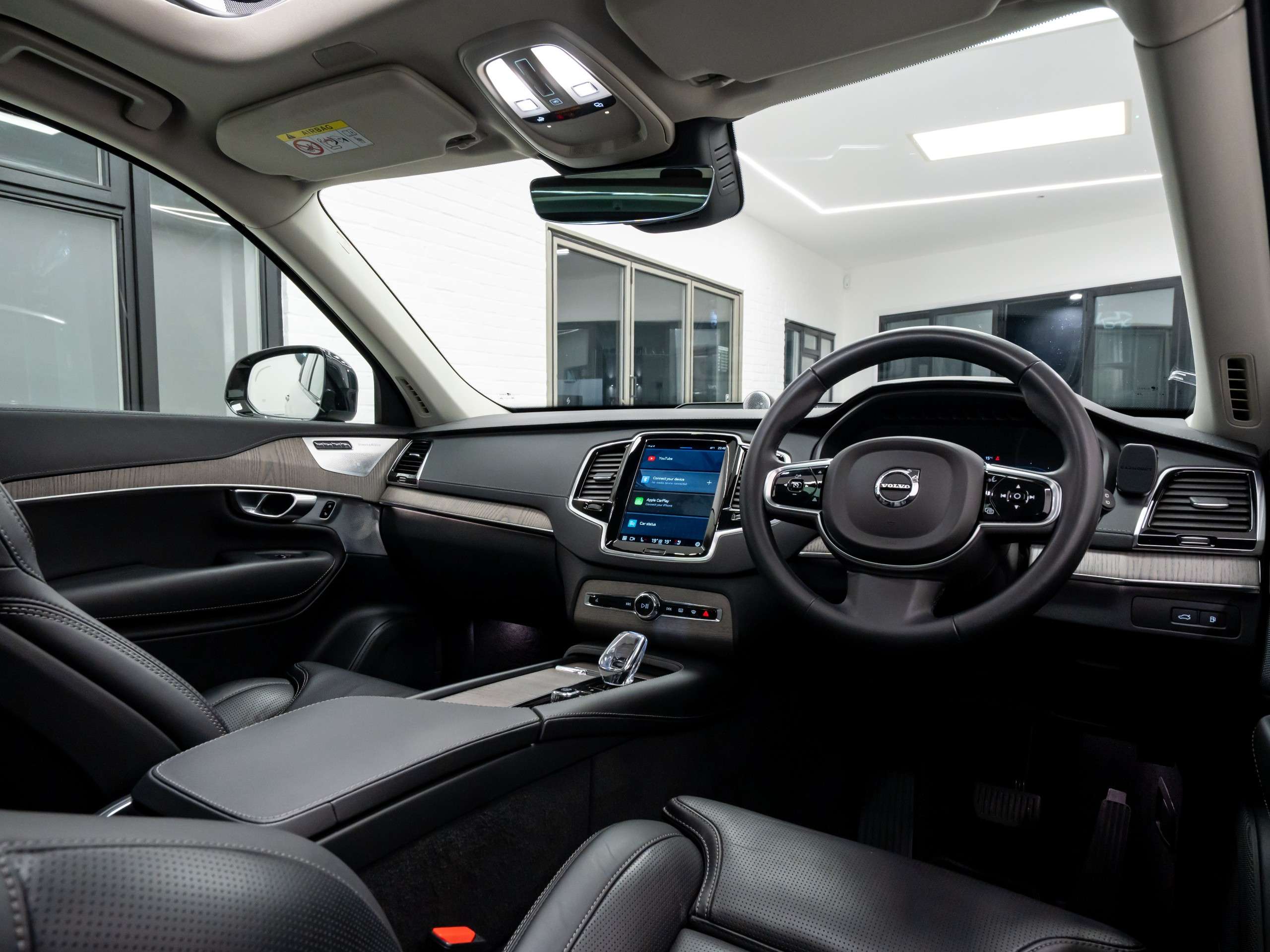 null VOLVO XC90 null VOLVO XC90