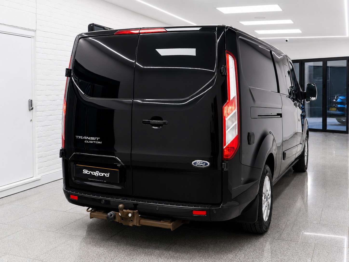 A 2020 FORD TRANSIT CUSTOM Custom Haus Camper 2.0 320 EcoBlue Limited 5dr Diesel Auto L2 H1 Euro 6 (s/s) (185 ps) A 2020 FORD TRANSIT CUSTOM Custom Haus Camper 2.0 320 EcoBlue Limited 5dr Diesel Auto L2 H1 Euro 6 (s/s) (185 ps)