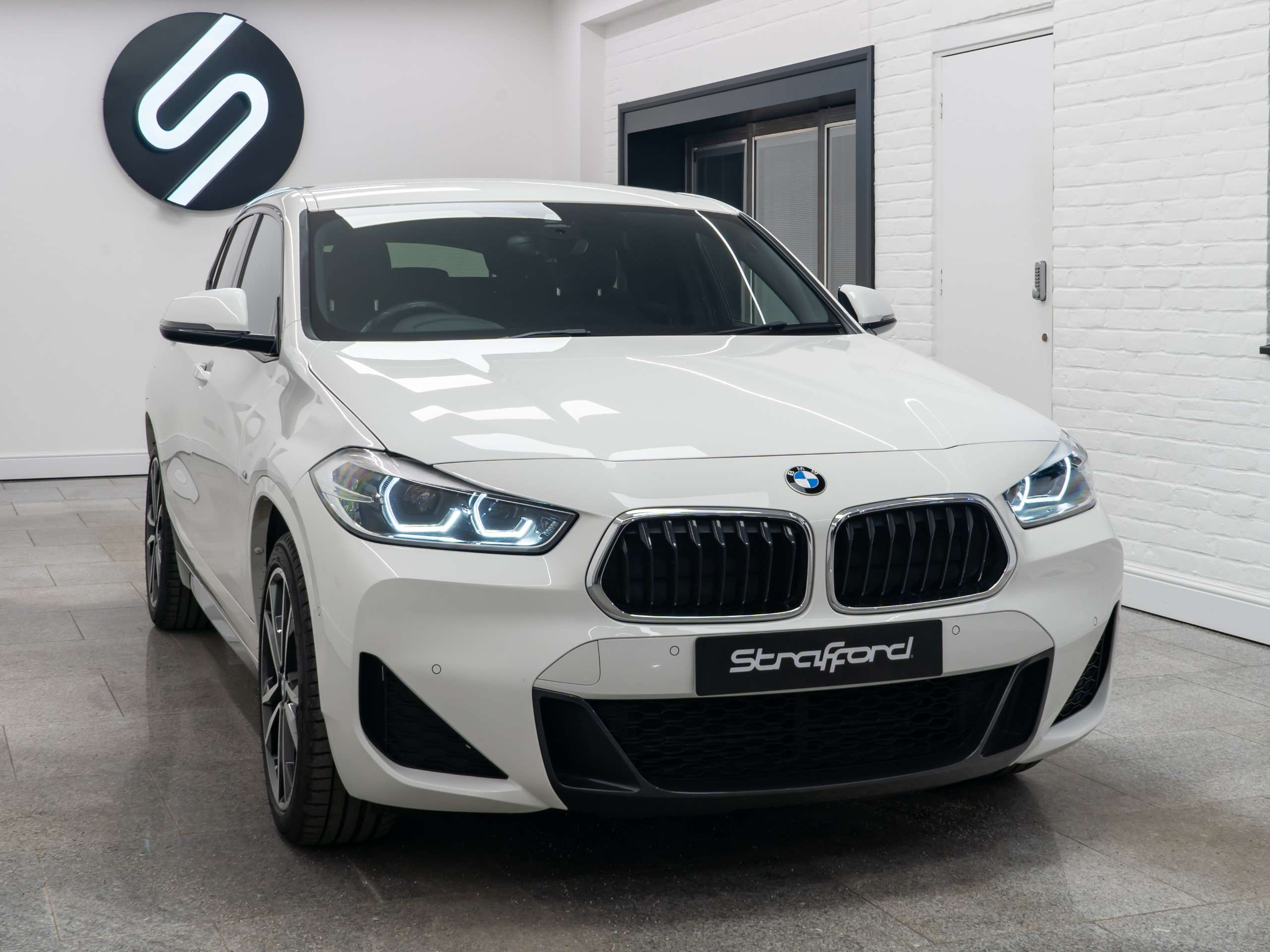 A 2021 BMW X2 1.5 25e 10kWh M Sport SUV 5dr Petrol Plug-in Hybrid Auto xDrive Euro 6 (s/s) (220 ps) A 2021 BMW X2 1.5 25e 10kWh M Sport SUV 5dr Petrol Plug-in Hybrid Auto xDrive Euro 6 (s/s) (220 ps)