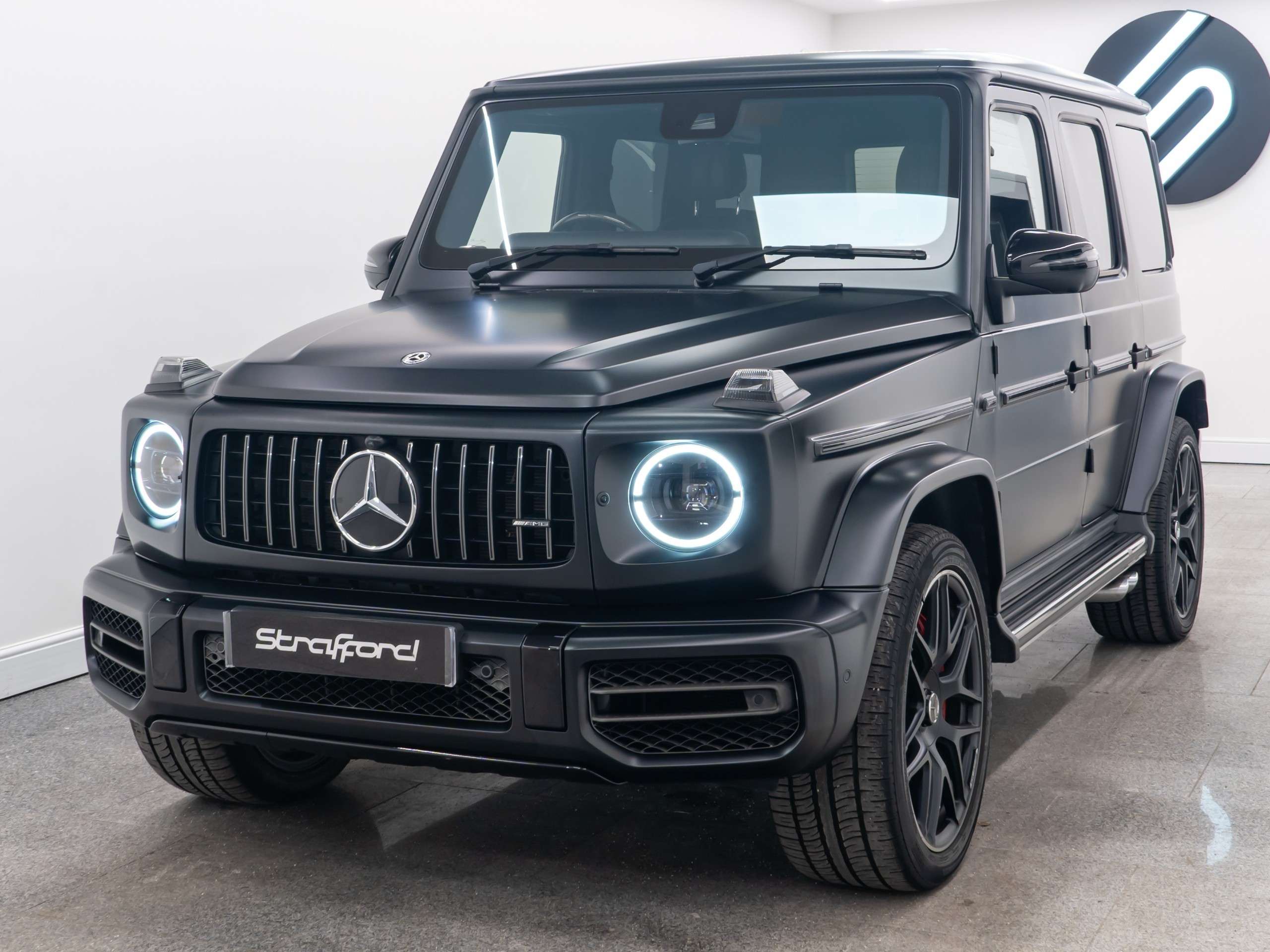 A 2020 MERCEDES-BENZ G CLASS 4.0 G63 V8 BiTurbo AMG SUV 5dr Petrol SpdS+9GT 4MATIC Euro 6 (s/s) (585 ps) A 2020 MERCEDES-BENZ G CLASS 4.0 G63 V8 BiTurbo AMG SUV 5dr Petrol SpdS+9GT 4MATIC Euro 6 (s/s) (585 ps)