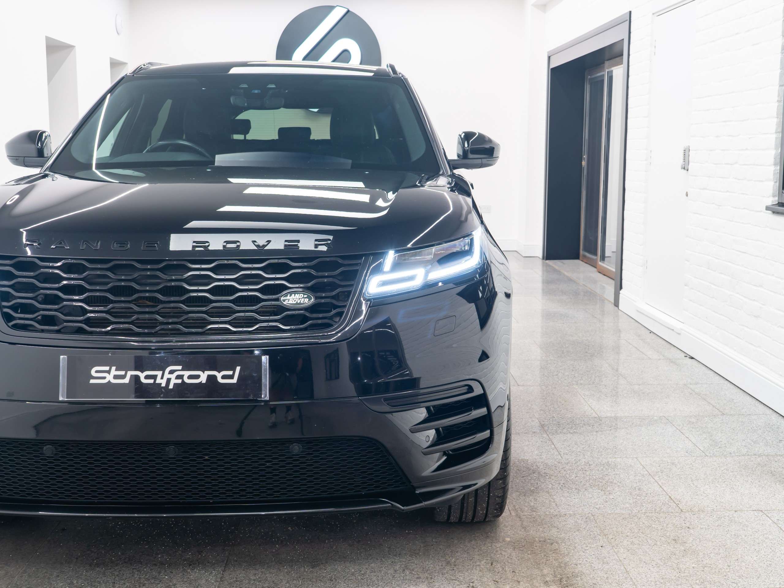 2020 LAND ROVER RANGE ROVER VELAR 2020 LAND ROVER RANGE ROVER VELAR