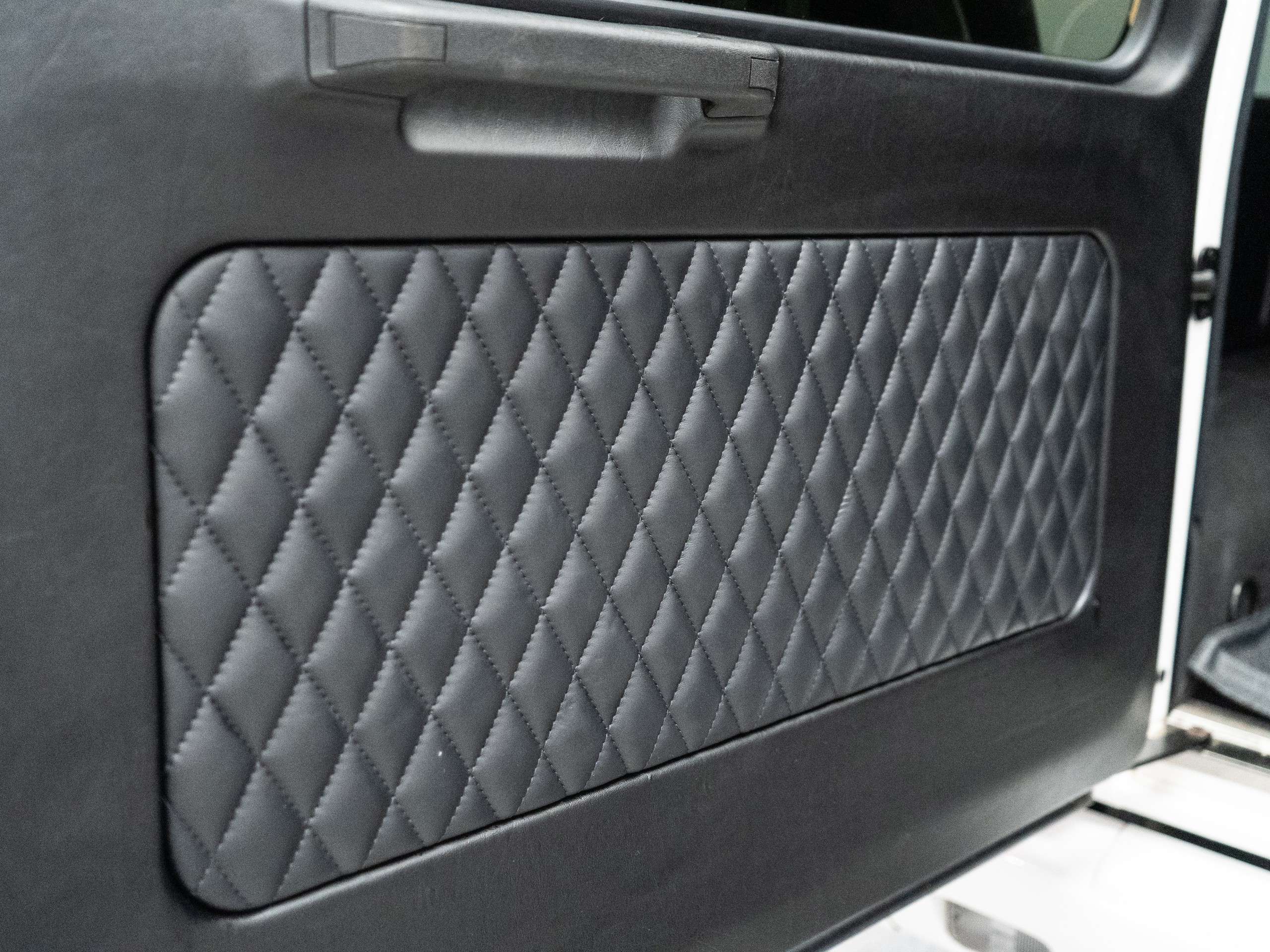 null MERCEDES-BENZ G CLASS null MERCEDES-BENZ G CLASS