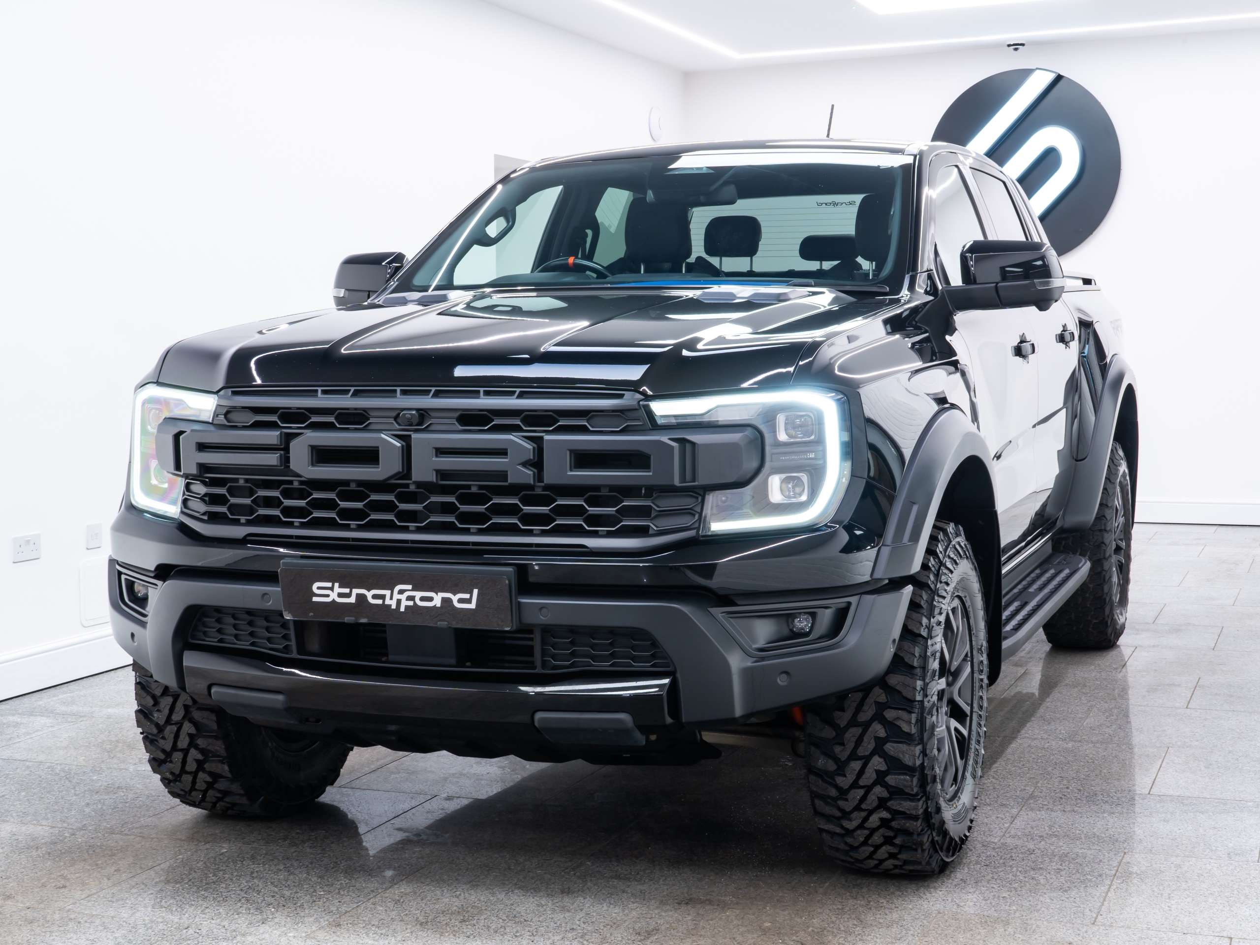 A 2023 FORD RANGER Ranger Raptor Raptor Double Cab 3.0L EcoBoost V6 292PS 4WD FT 10 Speed Automatic A 2023 FORD RANGER Ranger Raptor Raptor Double Cab 3.0L EcoBoost V6 292PS 4WD FT 10 Speed Automatic