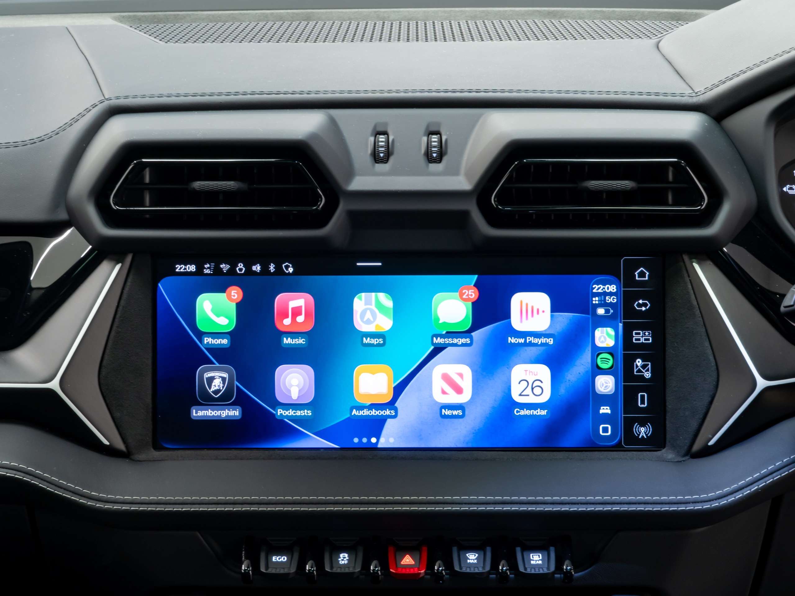 2026 LAMBORGHINI URUS 2026 LAMBORGHINI URUS