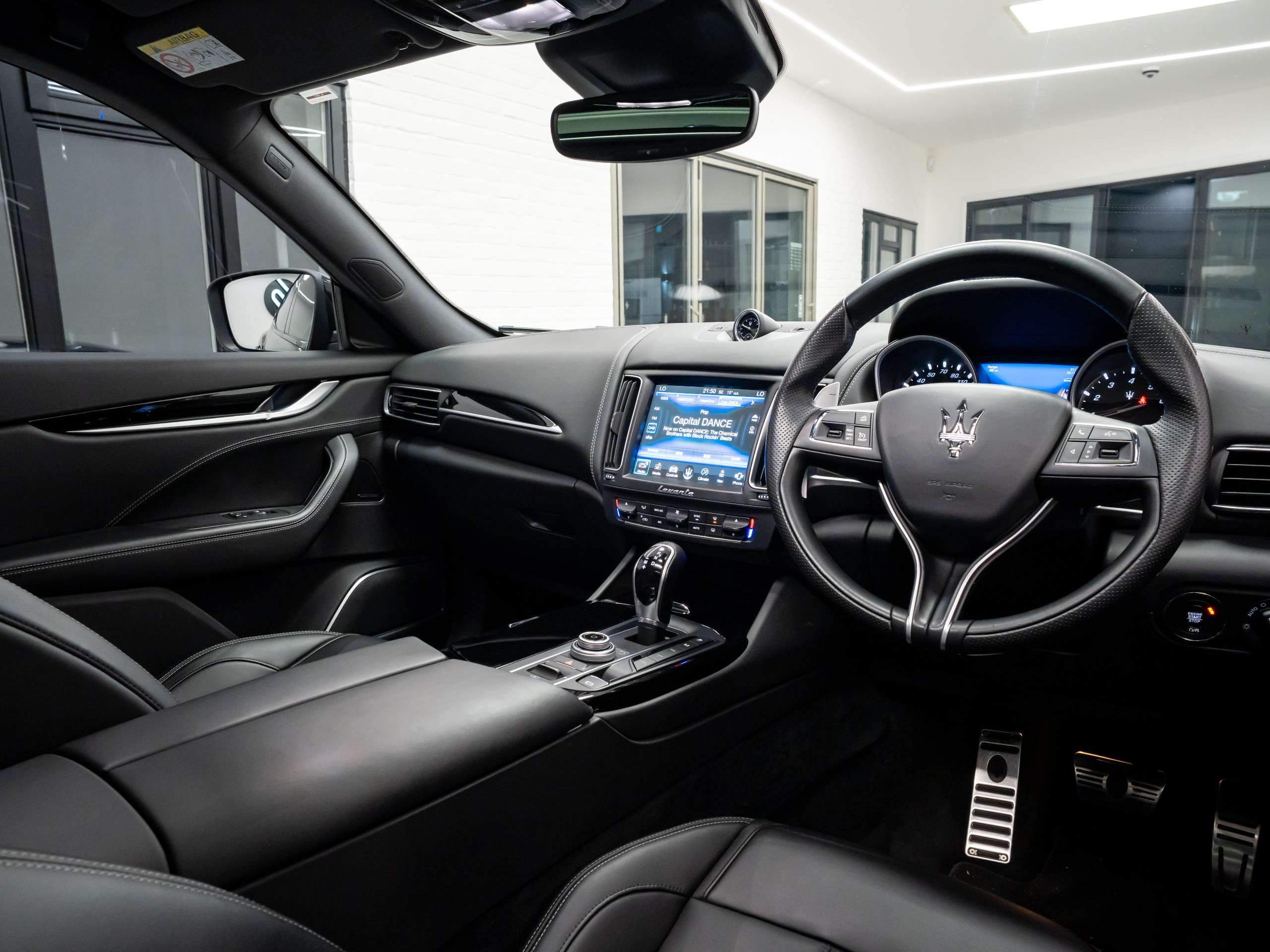 2018 MASERATI LEVANTE 2018 MASERATI LEVANTE