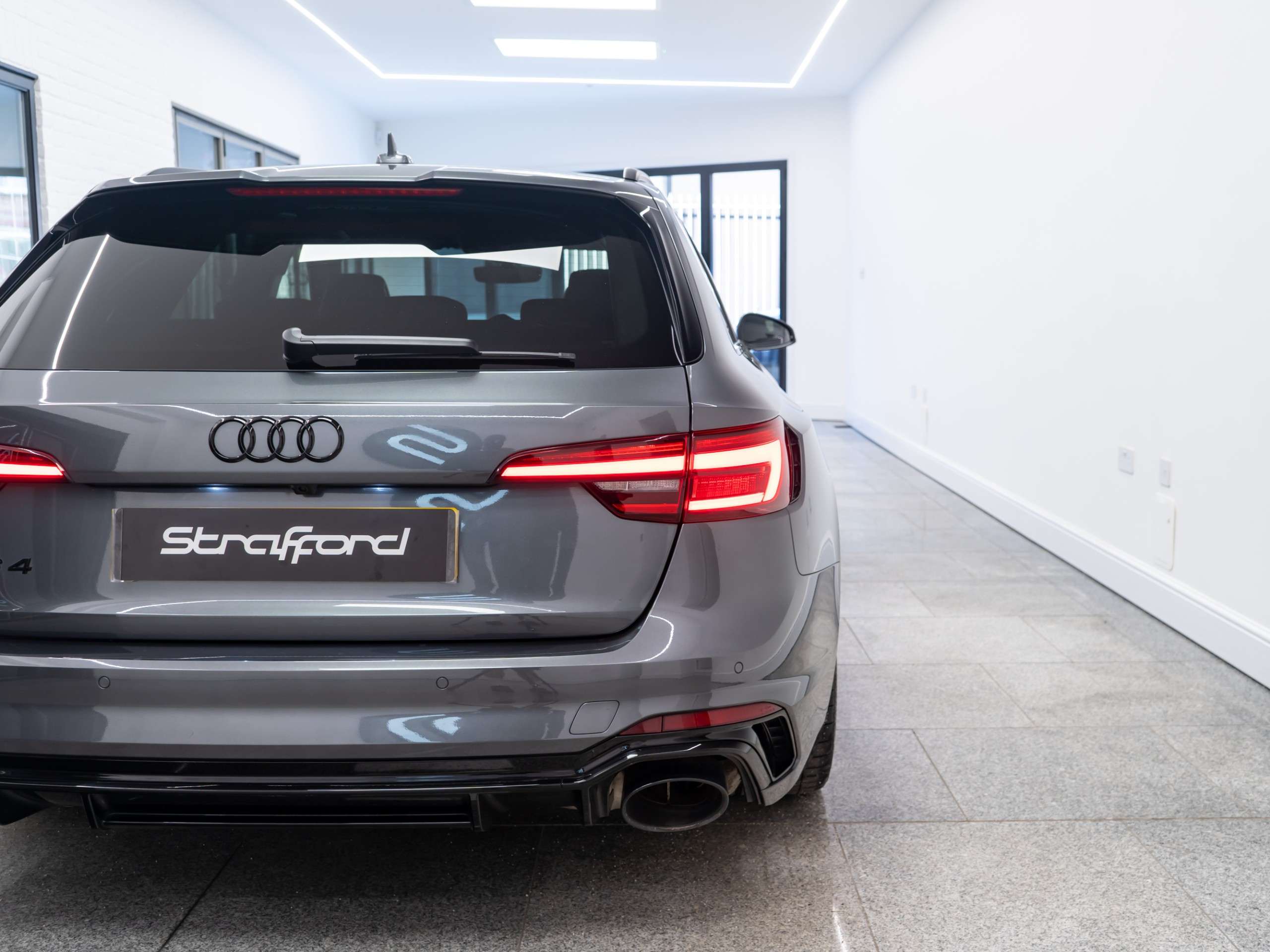 2019 AUDI RS4 AVANT 2019 AUDI RS4 AVANT