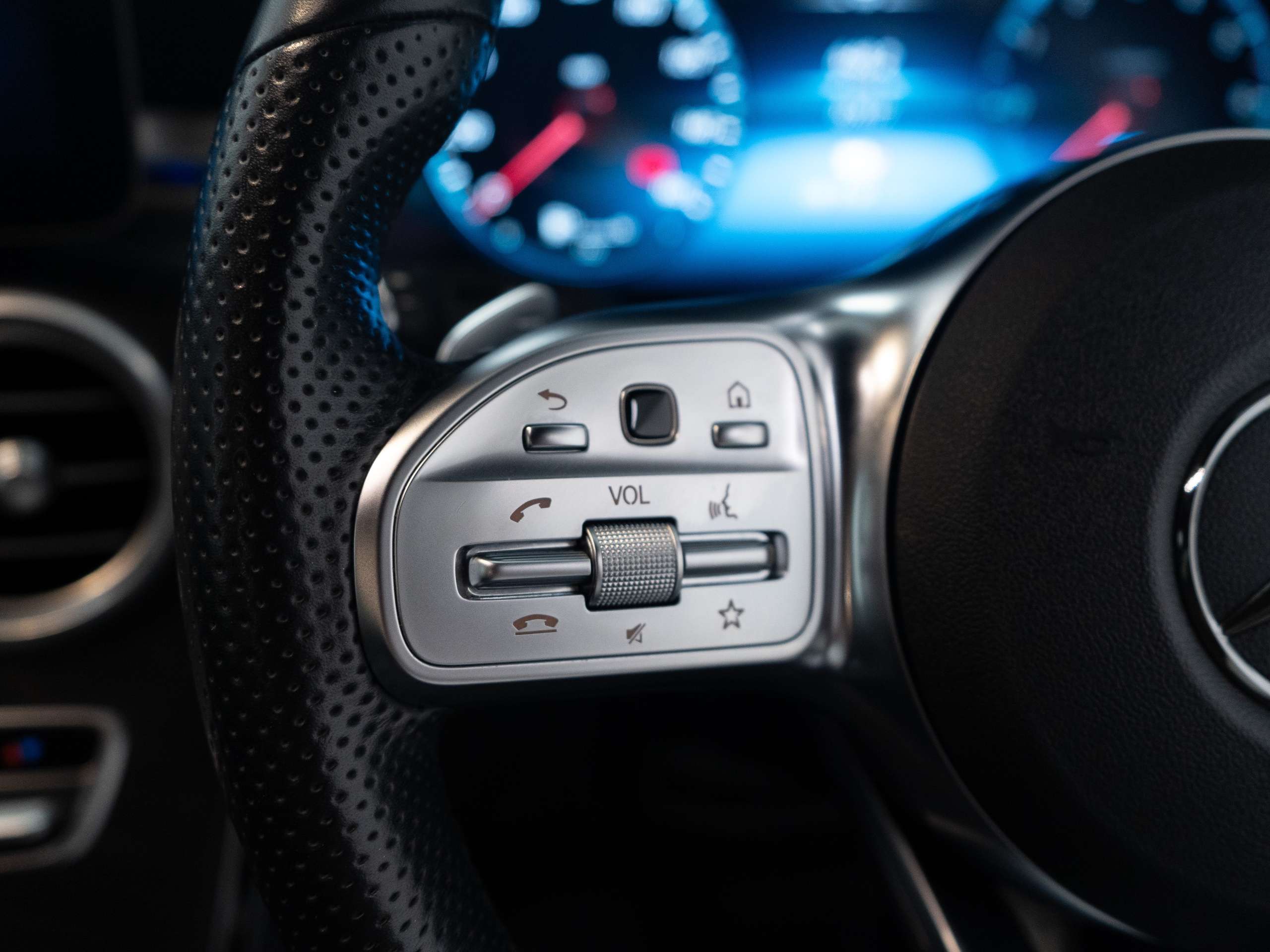 2020 MERCEDES-BENZ GLC 2020 MERCEDES-BENZ GLC