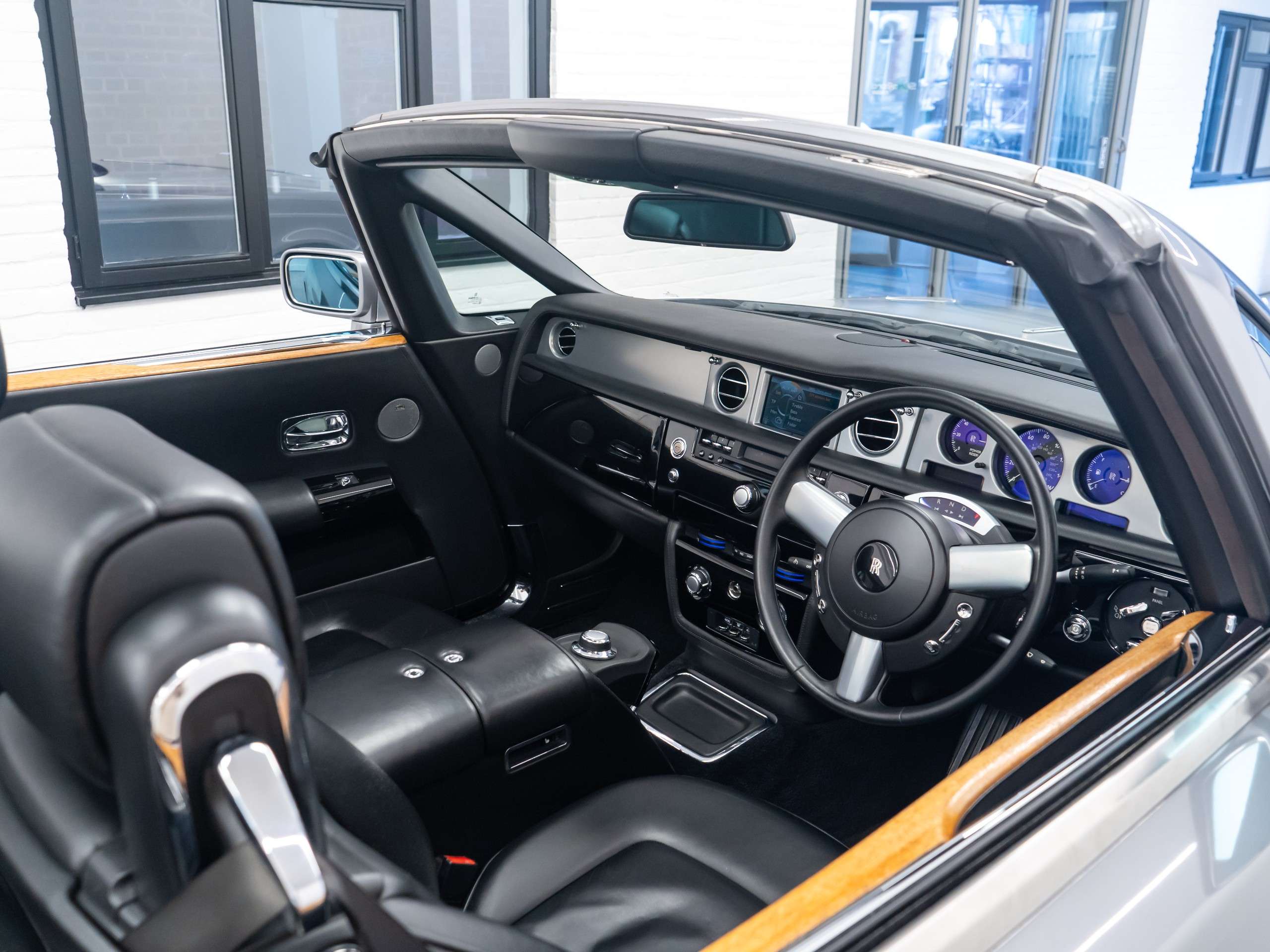2008 ROLLS-ROYCE PHANTOM 2008 ROLLS-ROYCE PHANTOM