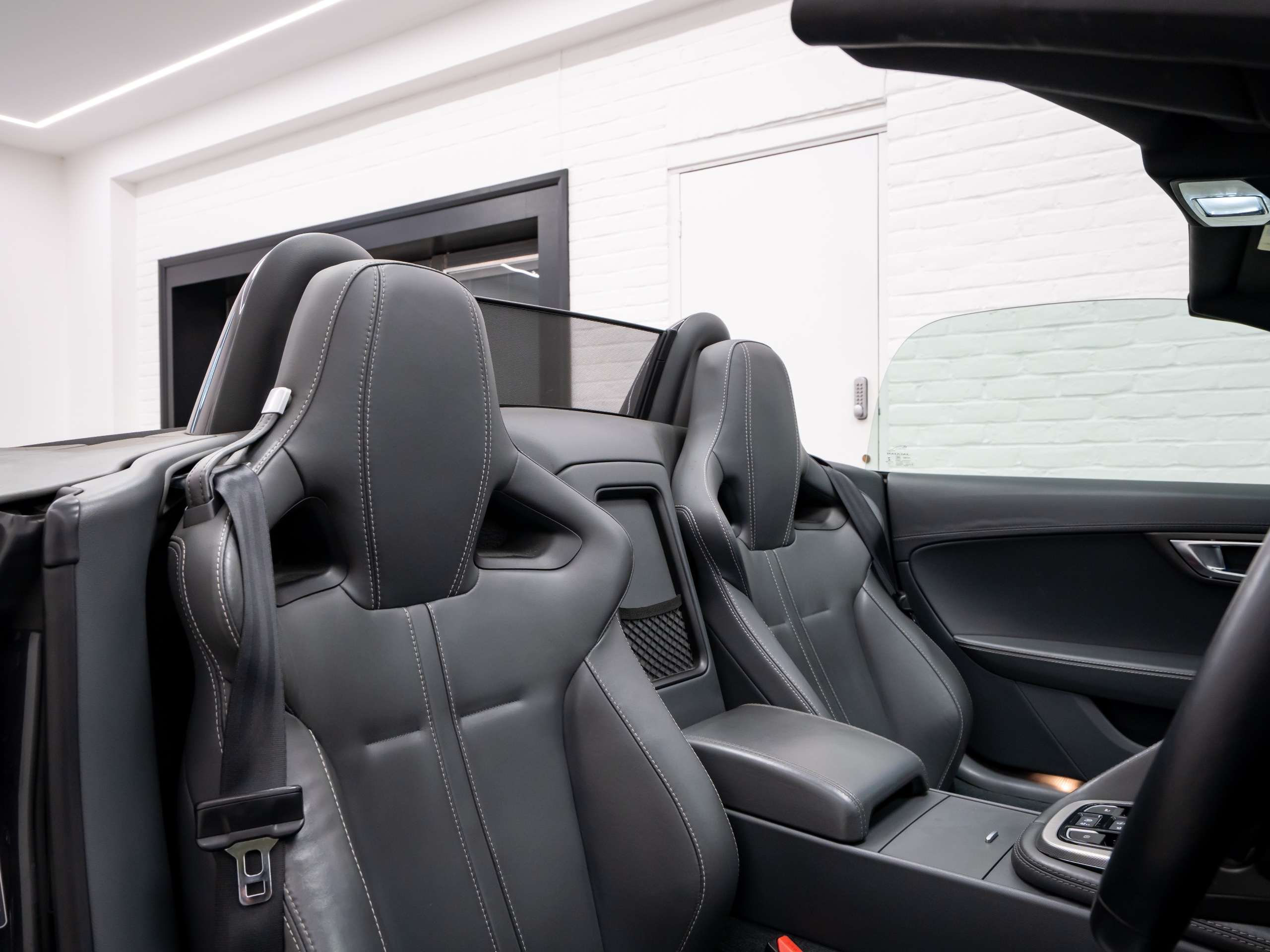 2013 JAGUAR F-TYPE 2013 JAGUAR F-TYPE