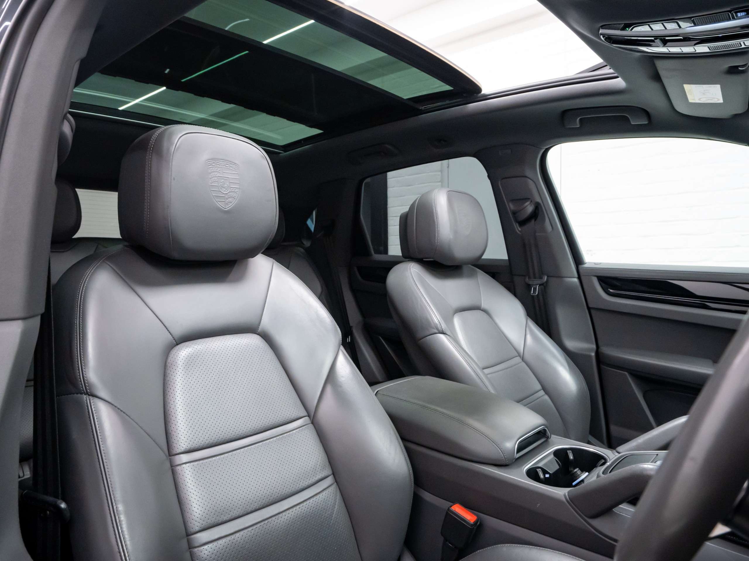 2018 PORSCHE CAYENNE 2018 PORSCHE CAYENNE