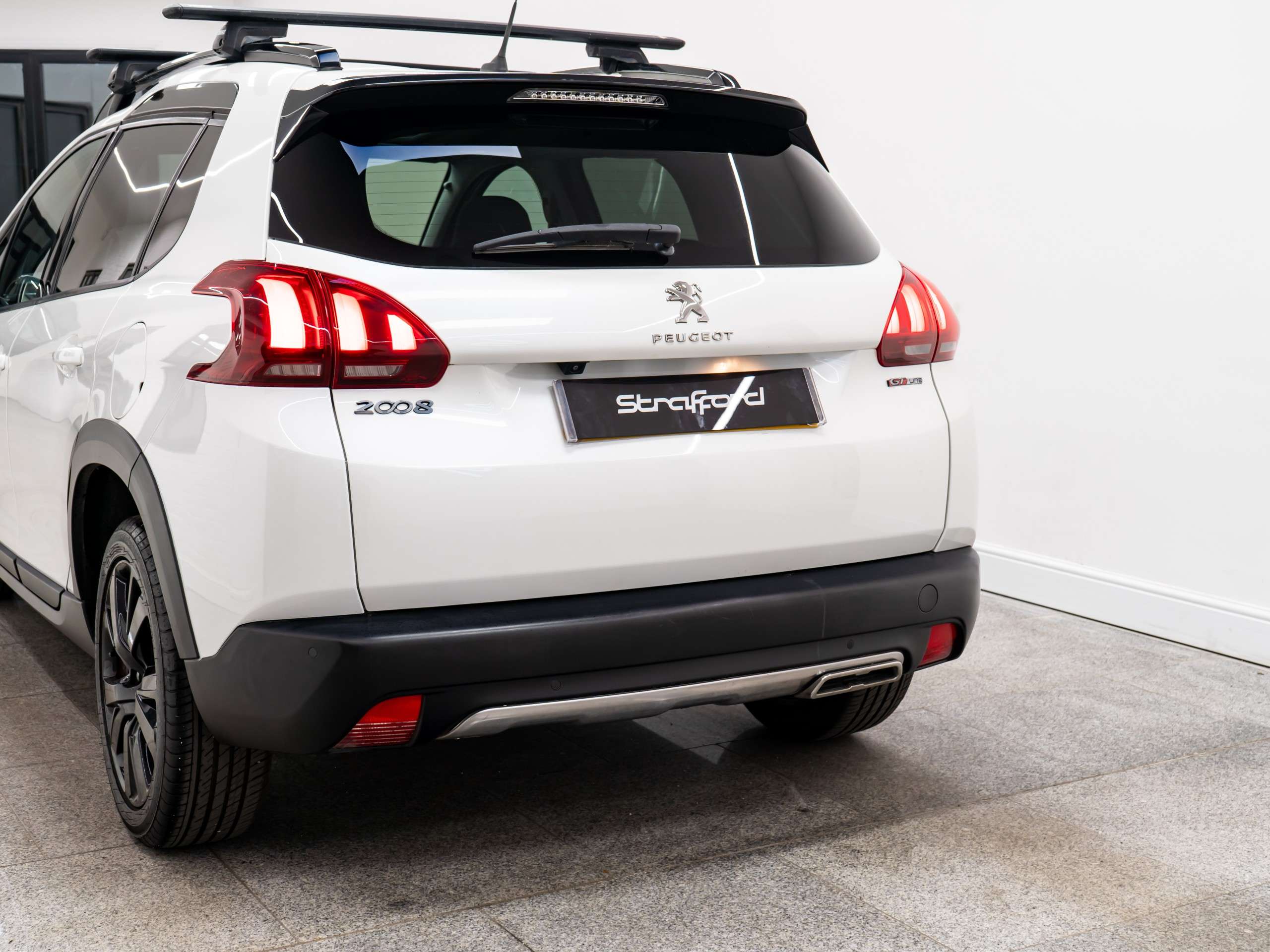 2017 PEUGEOT 2008 2017 PEUGEOT 2008