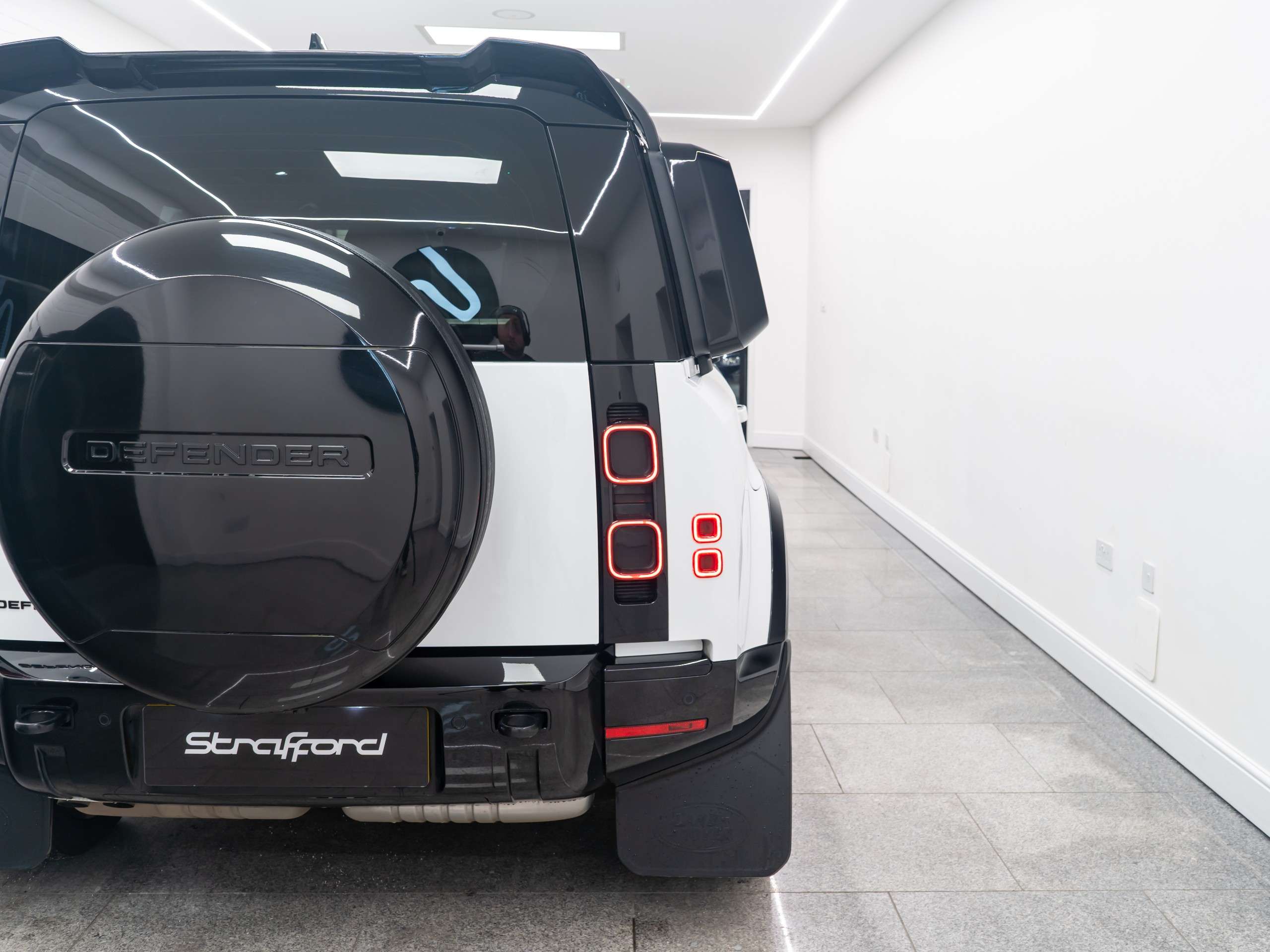 2025 LAND ROVER DEFENDER 110 2025 LAND ROVER DEFENDER 110