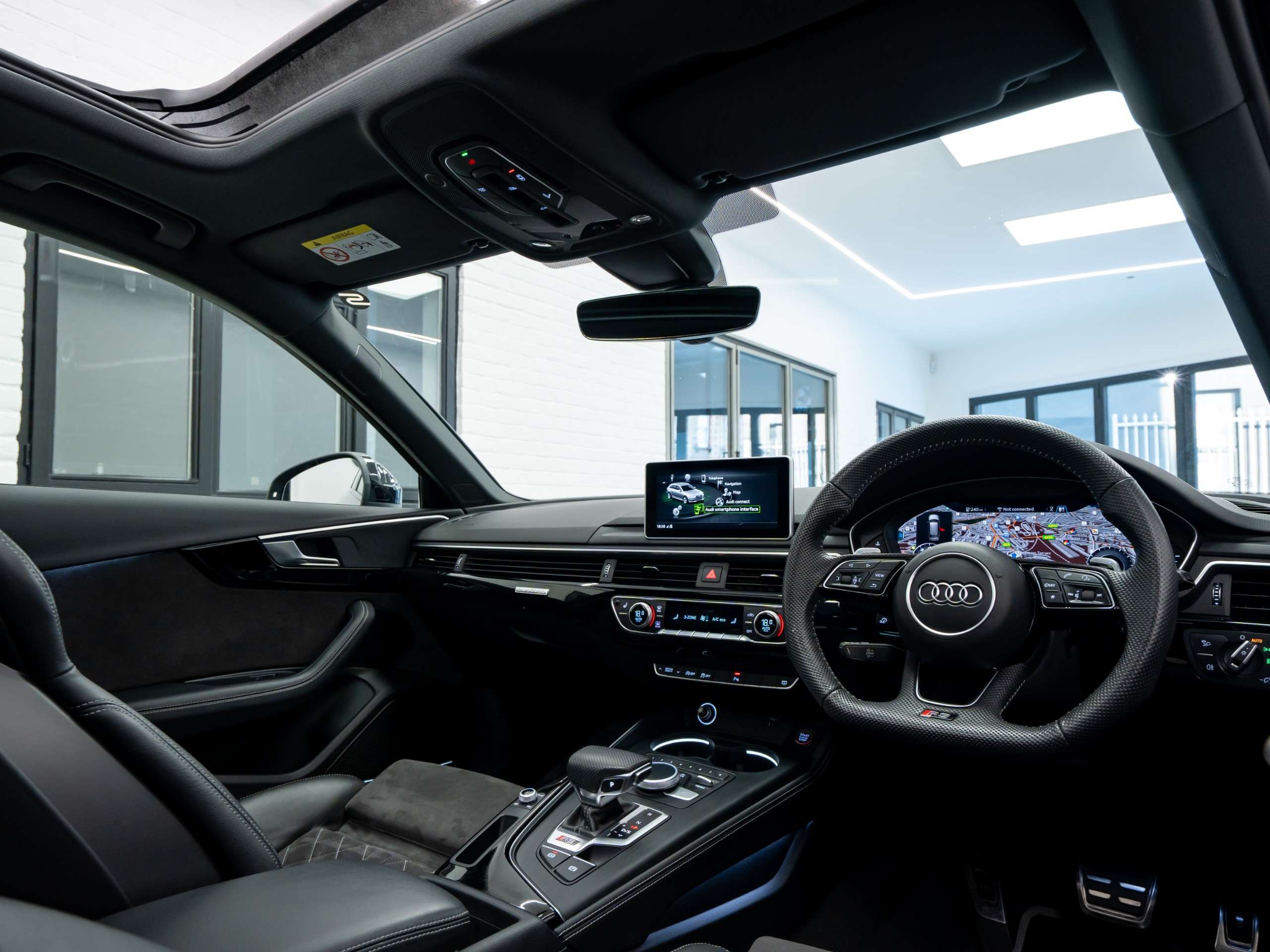 2019 AUDI RS4 AVANT 2019 AUDI RS4 AVANT