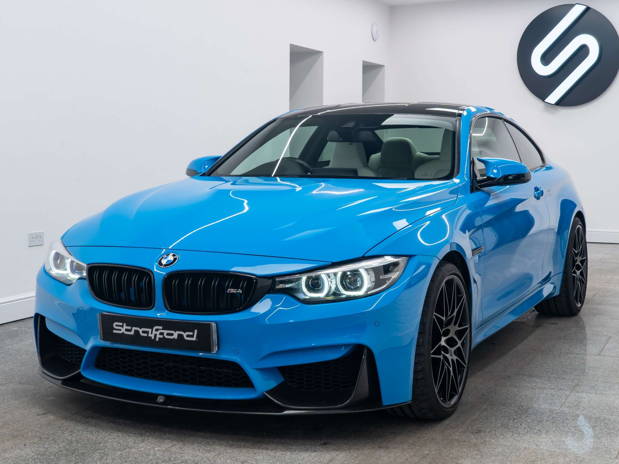 A 2017 BMW M4 3.0 BiTurbo Competition Coupe 2dr Petrol DCT Euro 6 (s/s) (450 ps) A 2017 BMW M4 3.0 BiTurbo Competition Coupe 2dr Petrol DCT Euro 6 (s/s) (450 ps)
