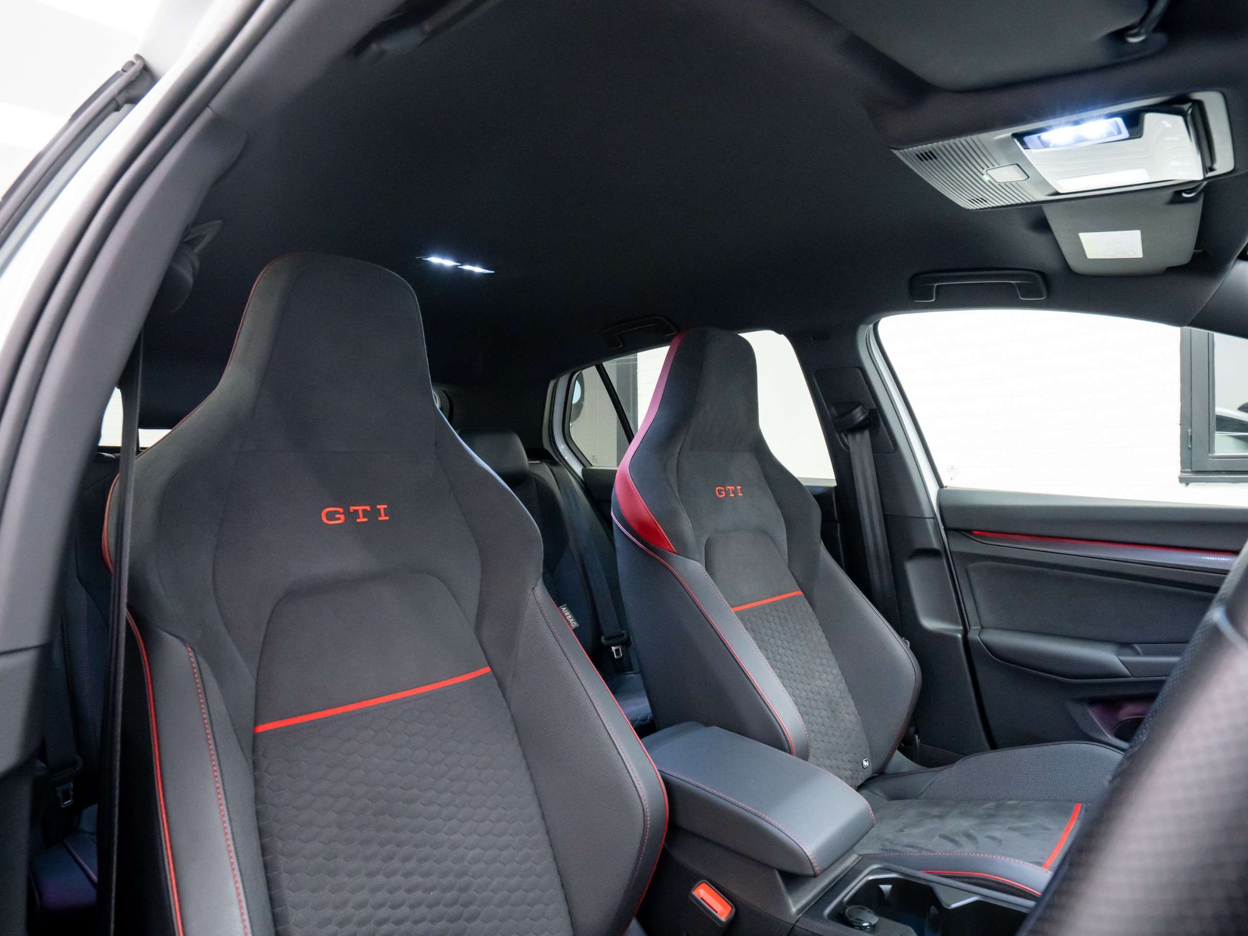 2023 VOLKSWAGEN GOLF 2023 VOLKSWAGEN GOLF