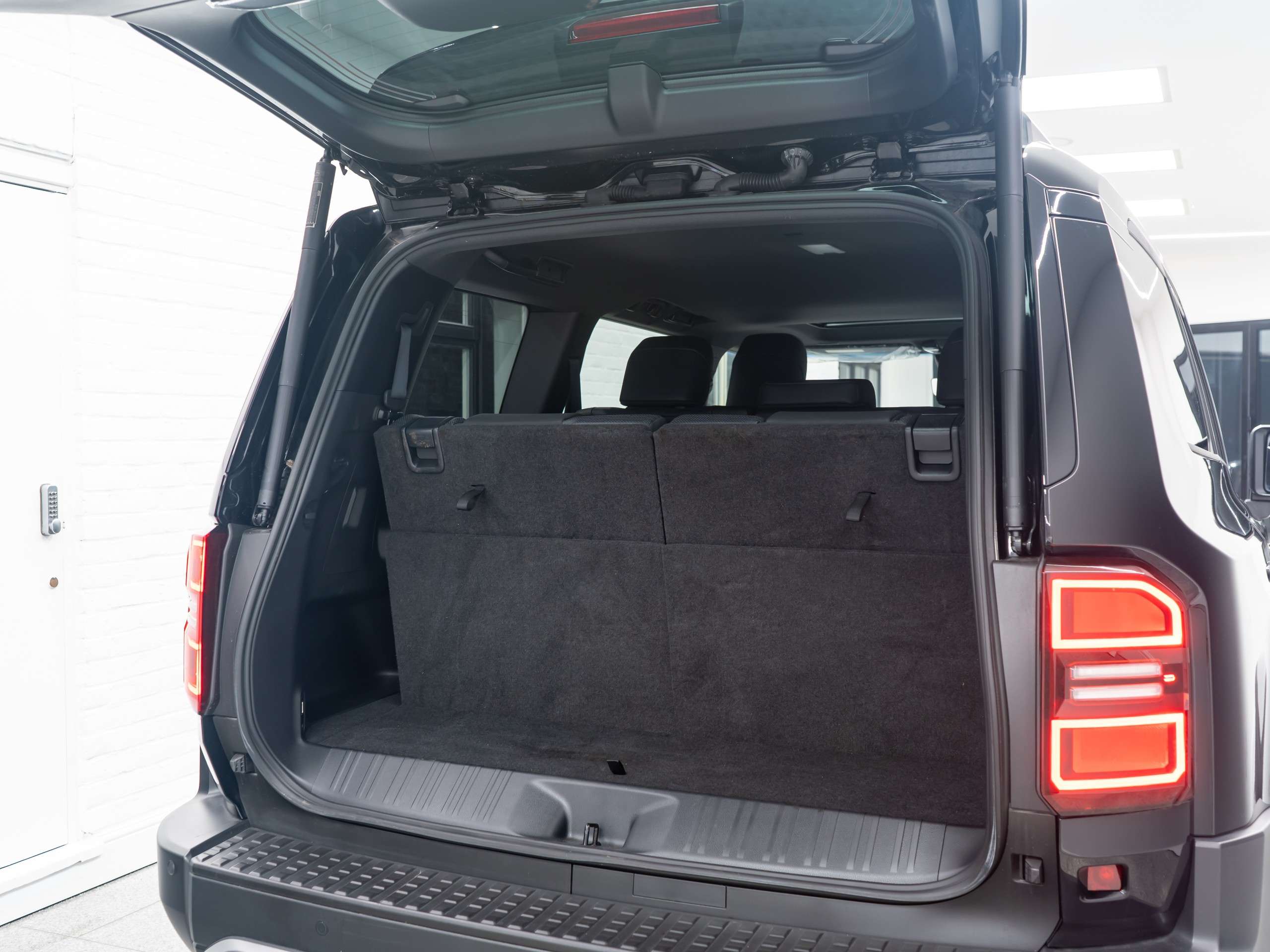 2025 TOYOTA LAND CRUISER 2025 TOYOTA LAND CRUISER