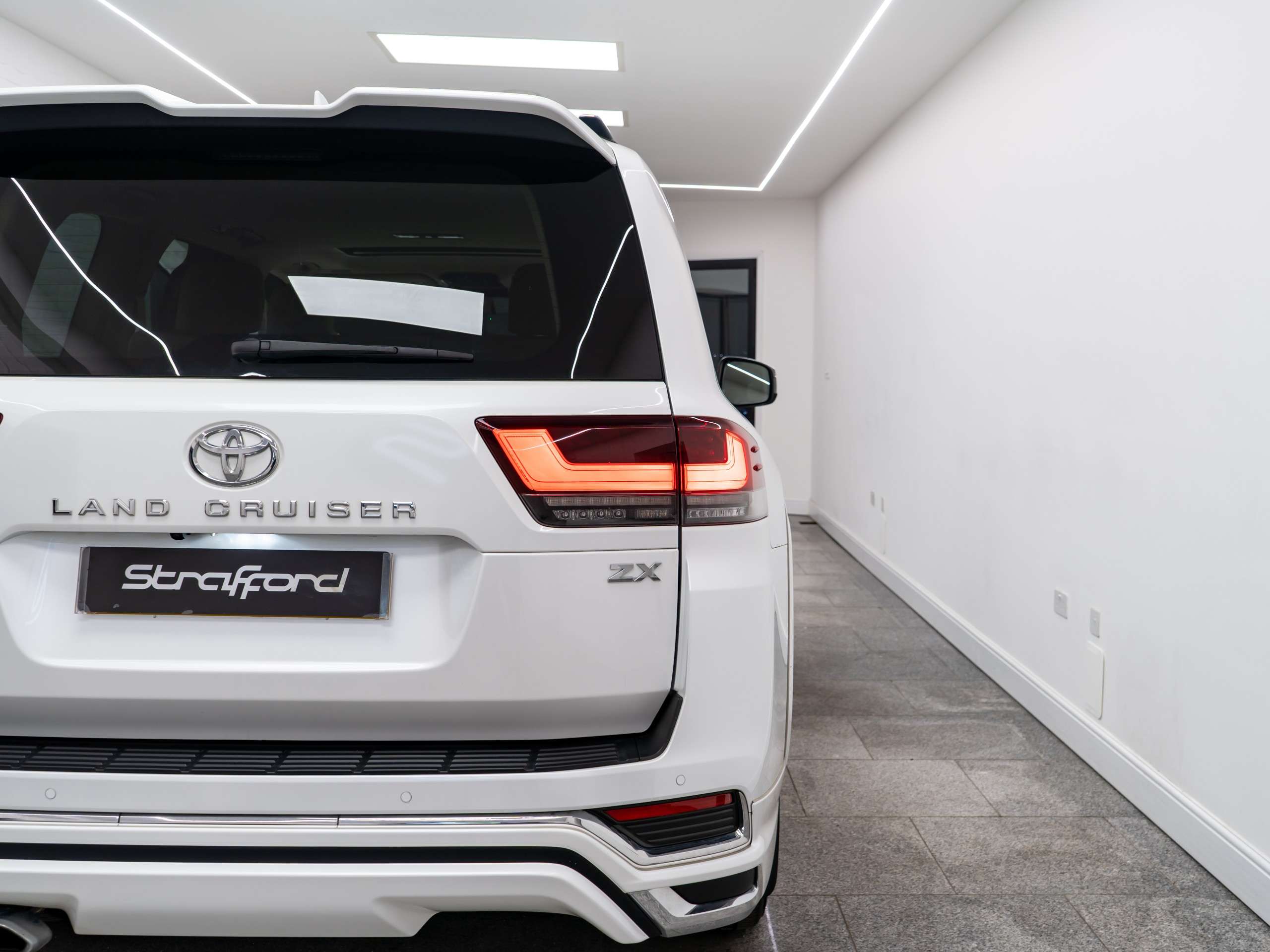 2024 TOYOTA LAND CRUISER 2024 TOYOTA LAND CRUISER