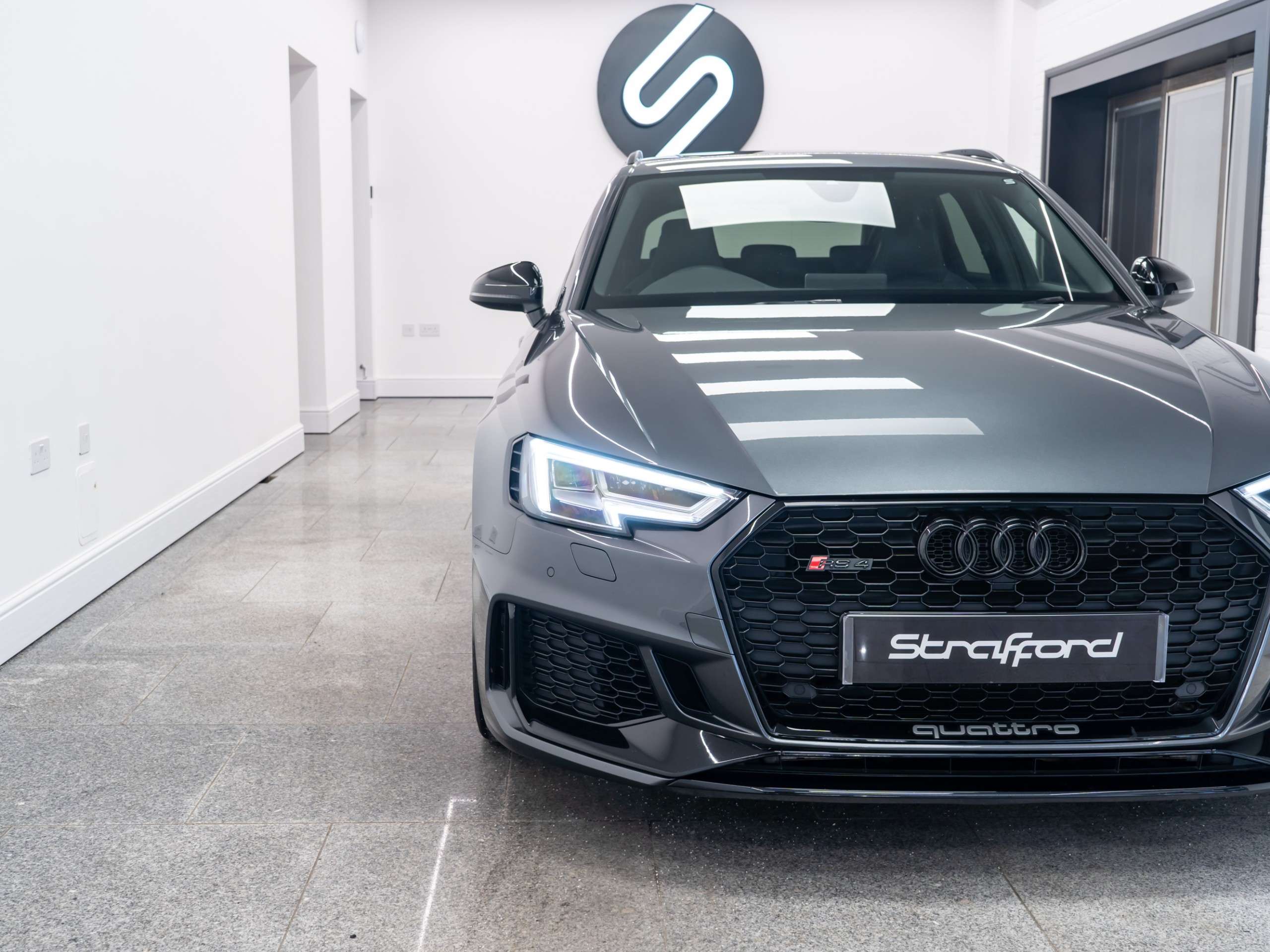 2019 AUDI RS4 AVANT 2019 AUDI RS4 AVANT