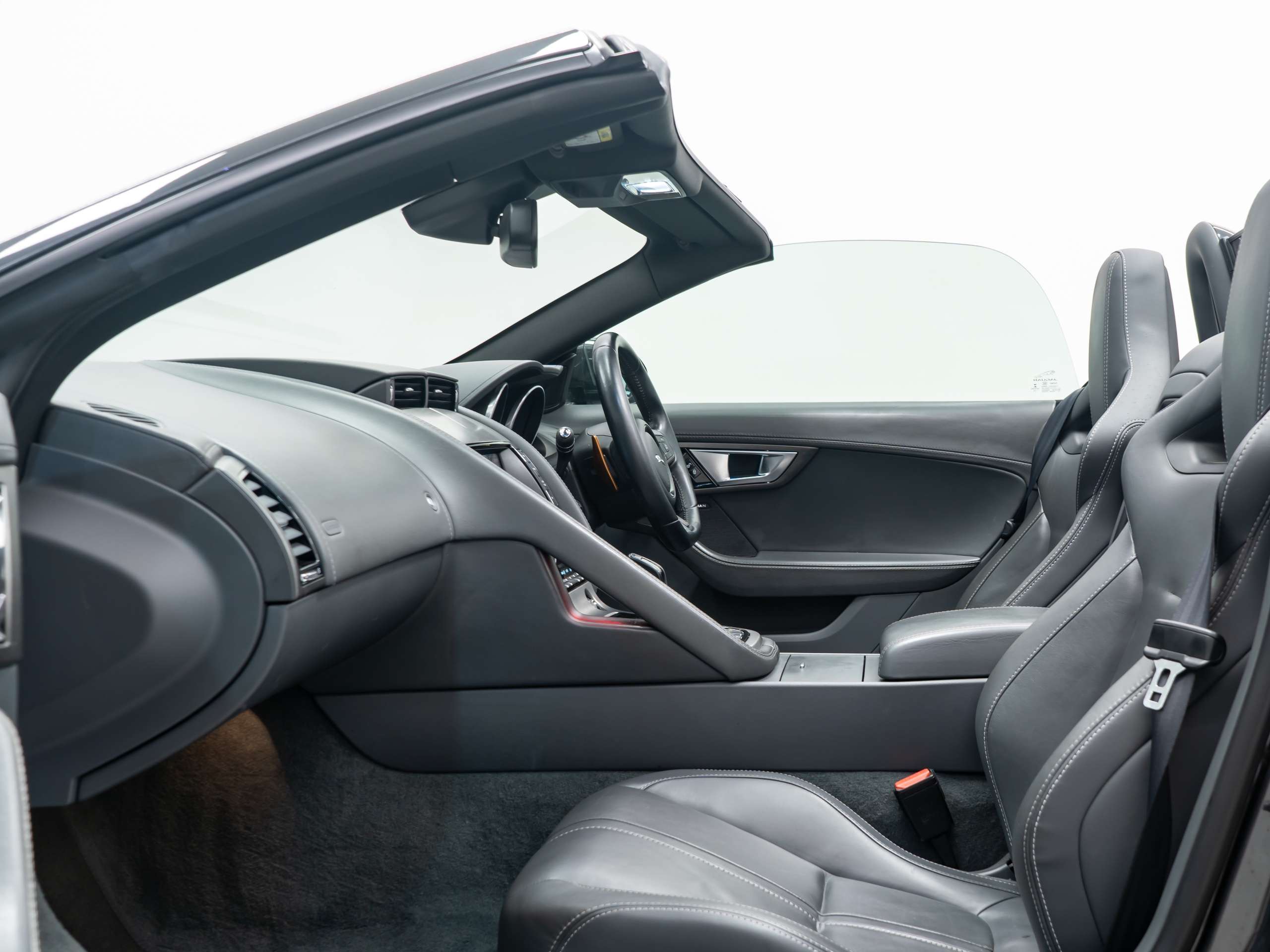 2013 JAGUAR F-TYPE 2013 JAGUAR F-TYPE