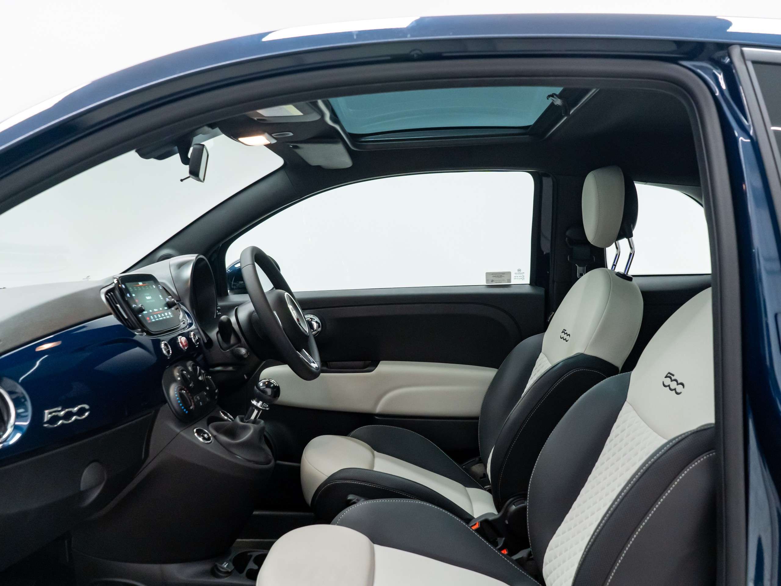 2022 FIAT 500 2022 FIAT 500